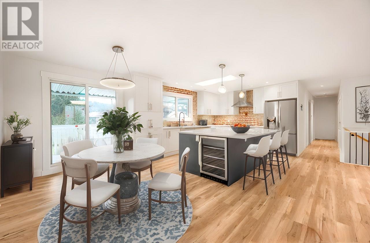 10010 Kel Win Road, Lake Country