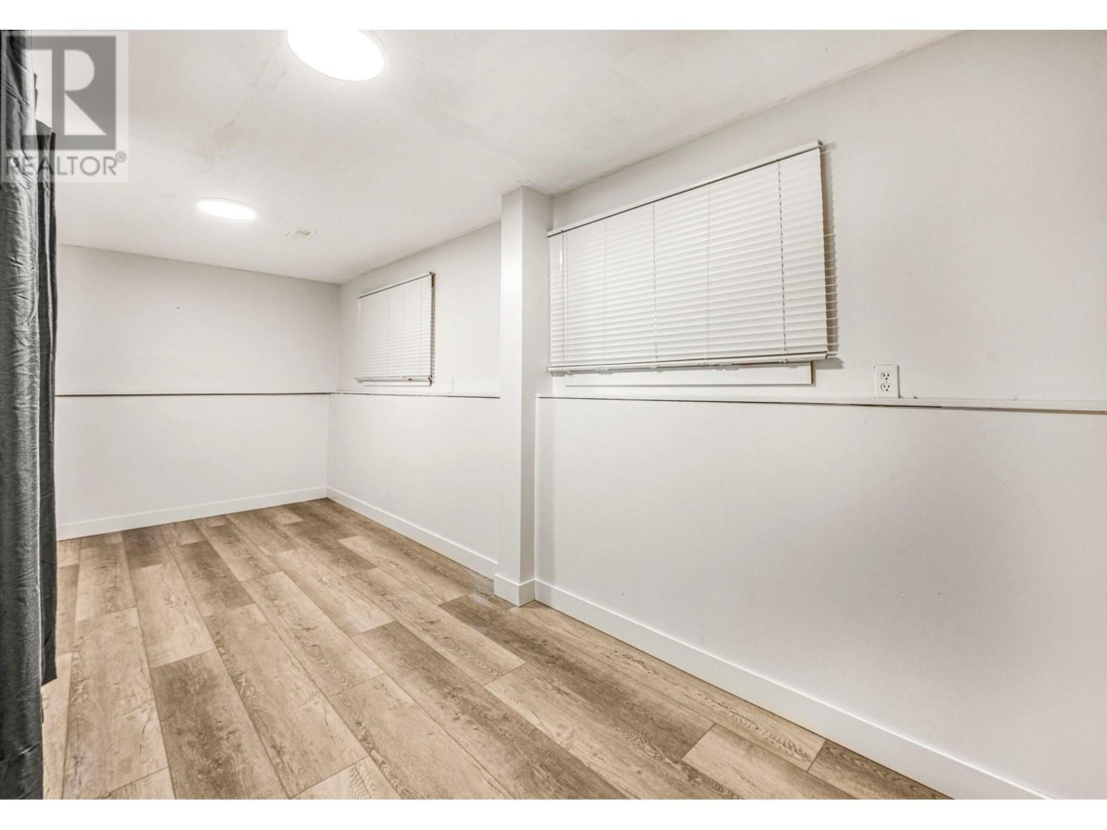 10010 Kel Win Road, Lake Country