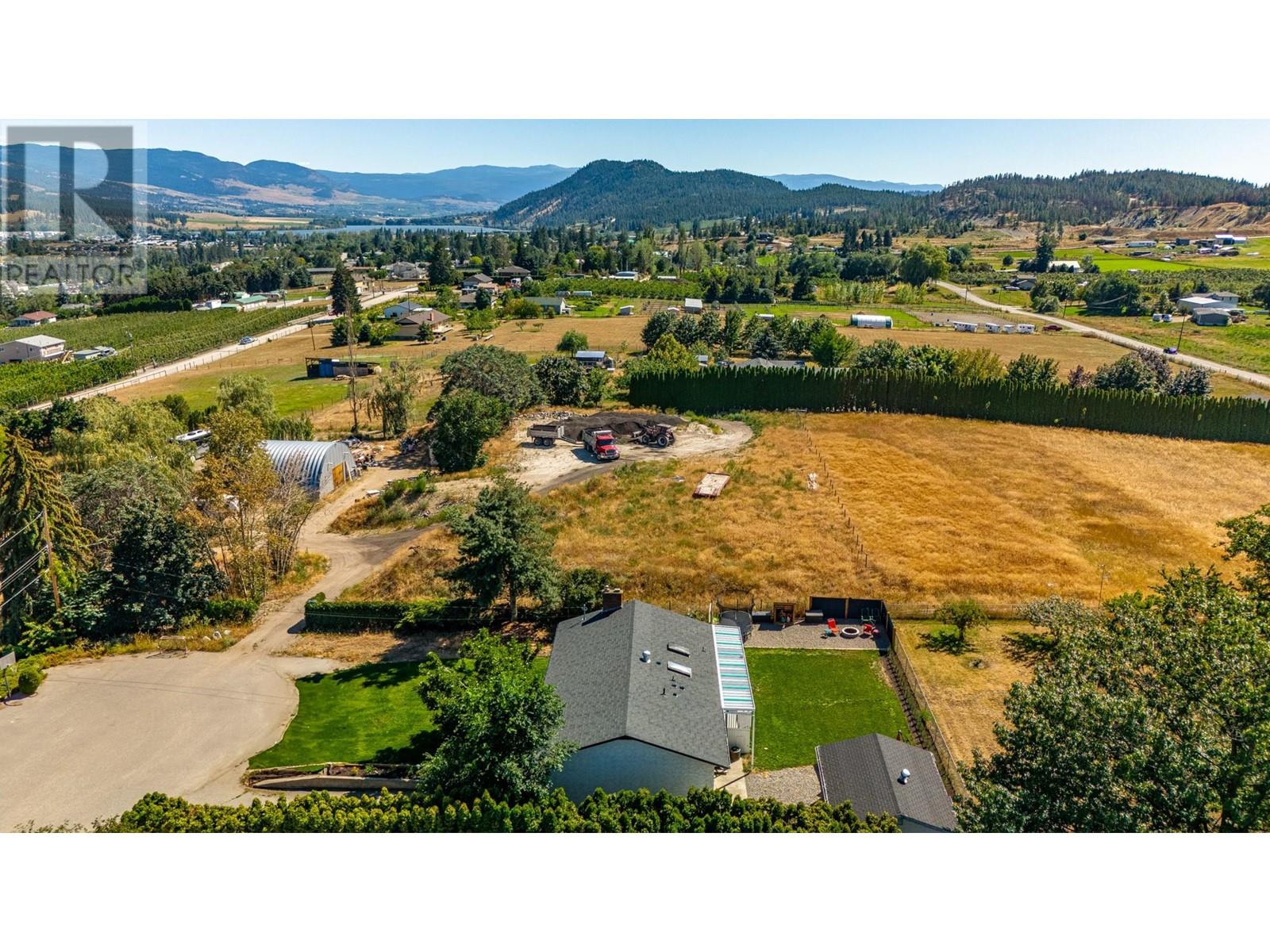10010 Kel Win Road, Lake Country