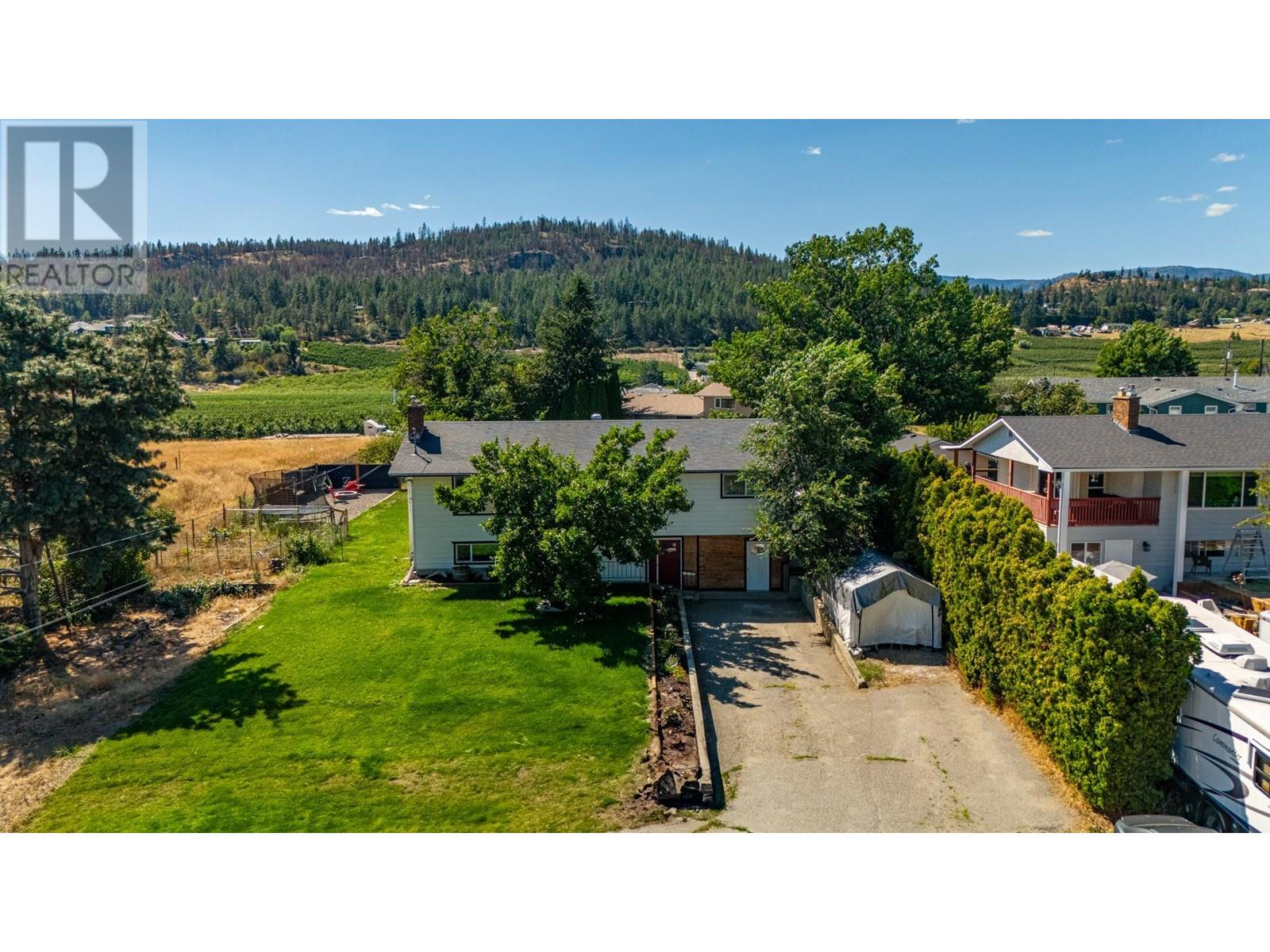 10010 Kel Win Road, Lake Country