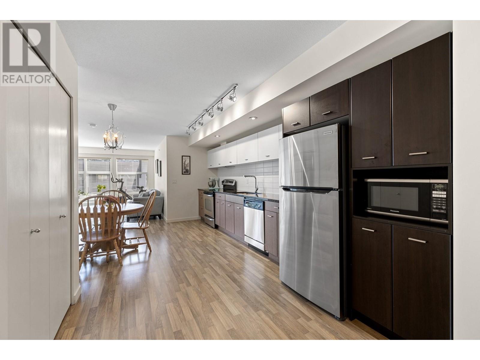 406 547 Yates Road, Kelowna
