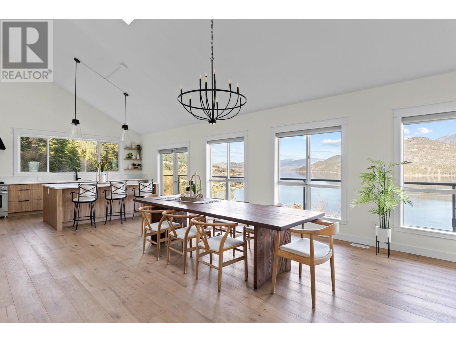 16904 Gatzke Road, Lake Country