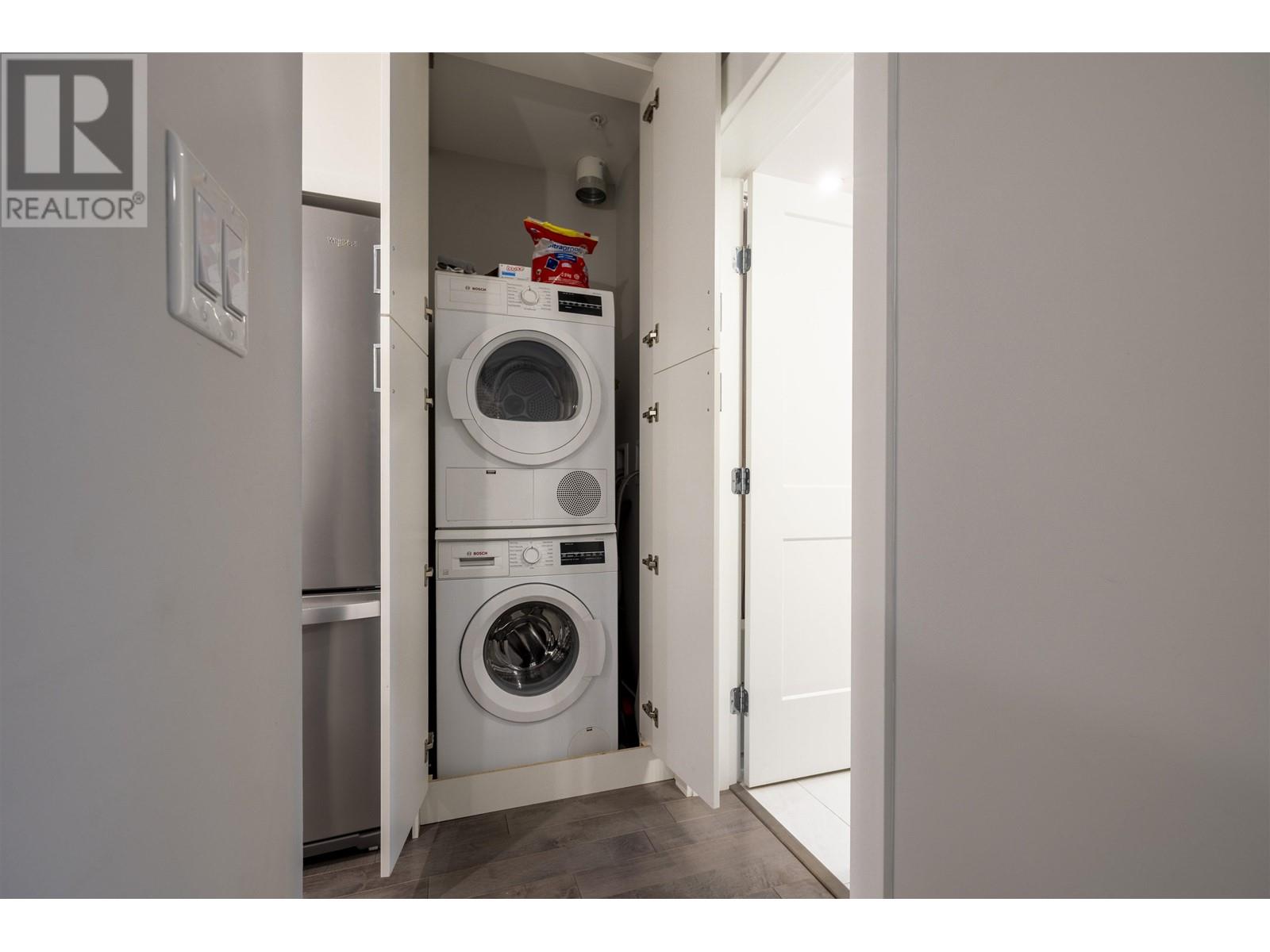 3218 2180 KELLY AVENUE, Port Coquitlam real estate listing R2989499