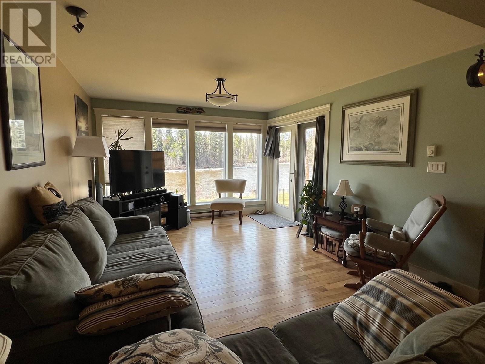 1408 W 16 HIGHWAY, Telkwa