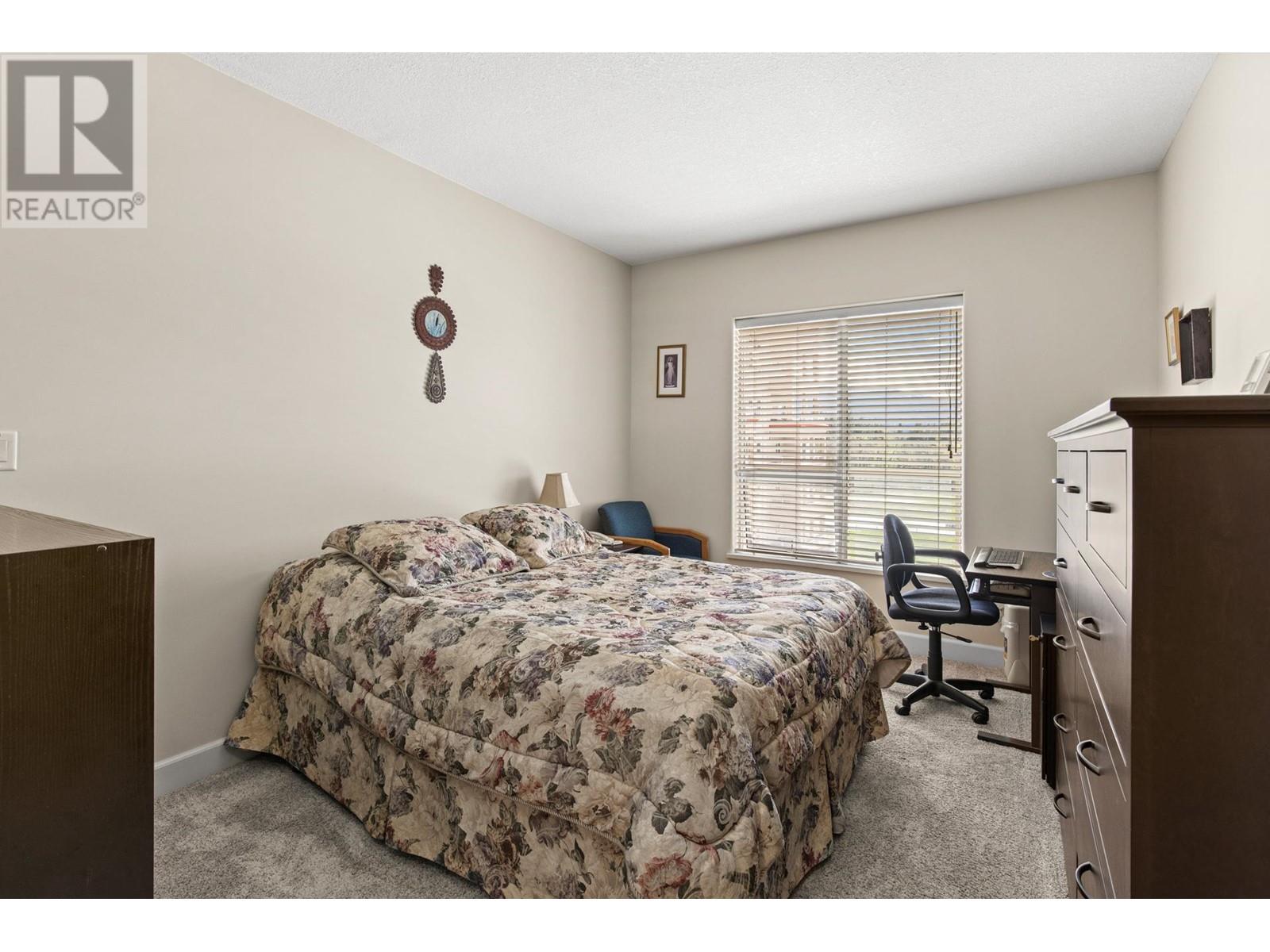 704 1947 Underhill Street, Kelowna