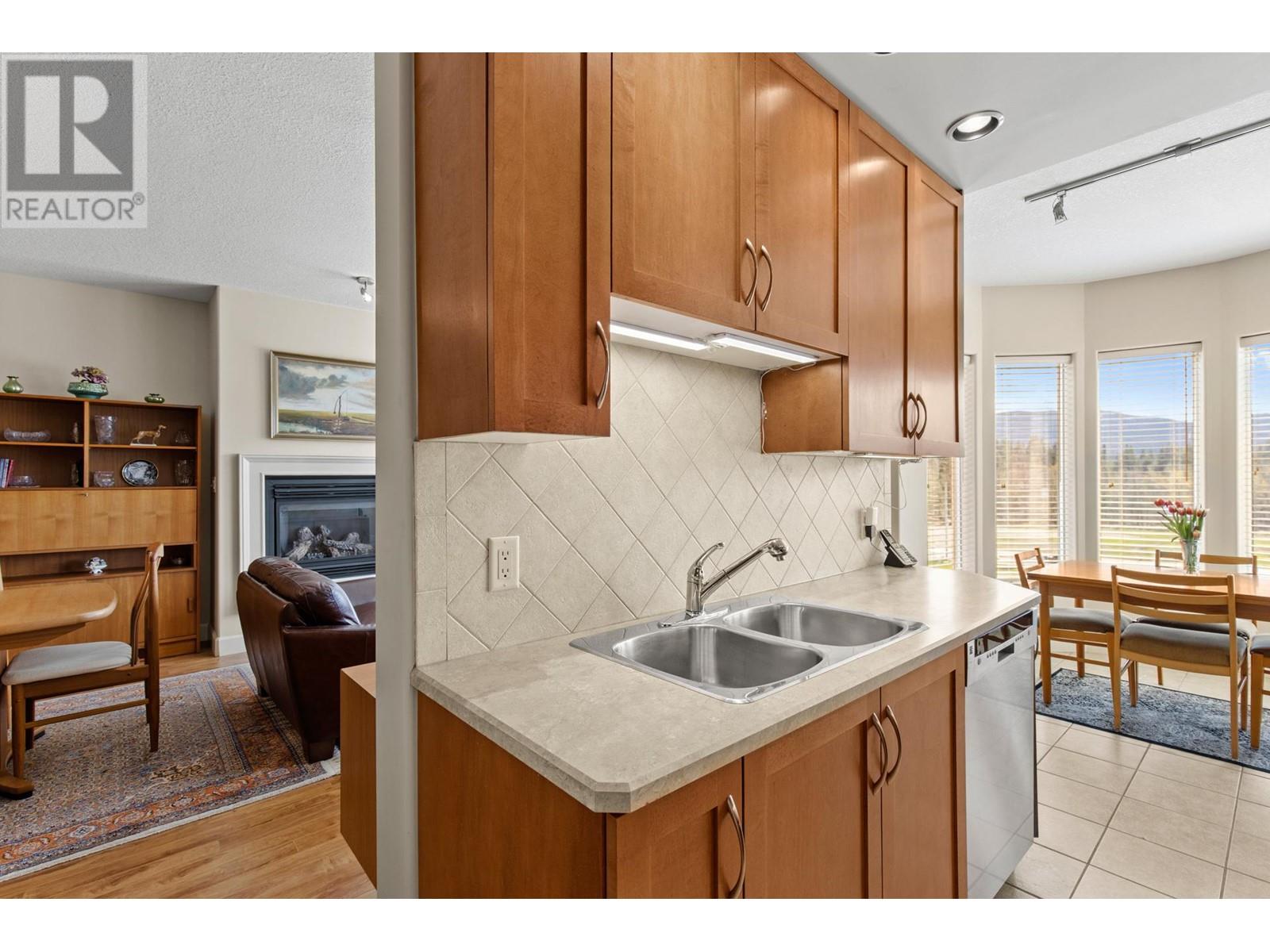 704 1947 Underhill Street, Kelowna