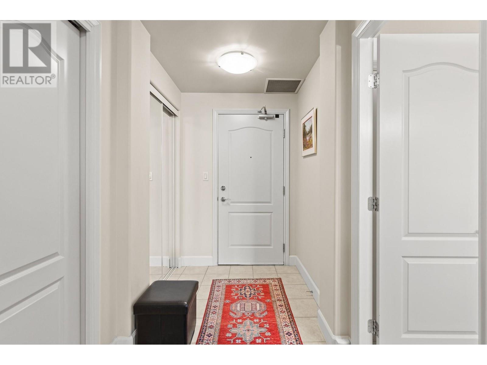 704 1947 Underhill Street, Kelowna