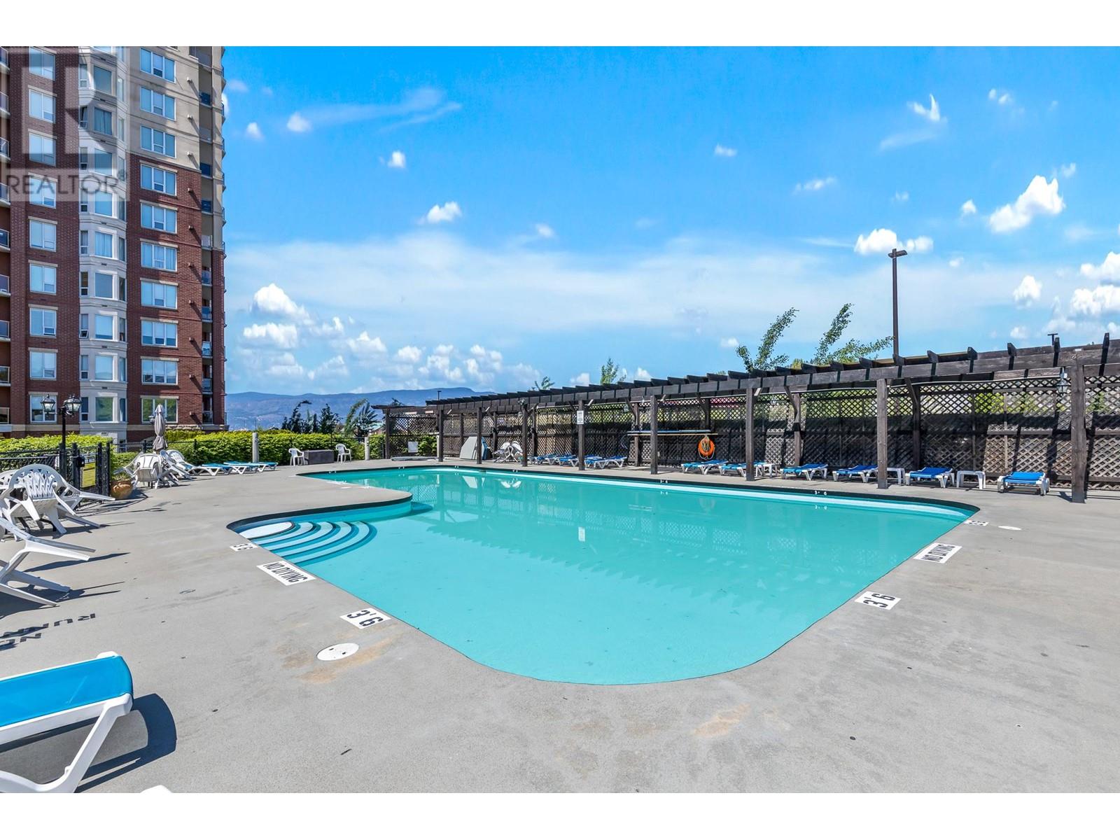 704 1947 Underhill Street, Kelowna