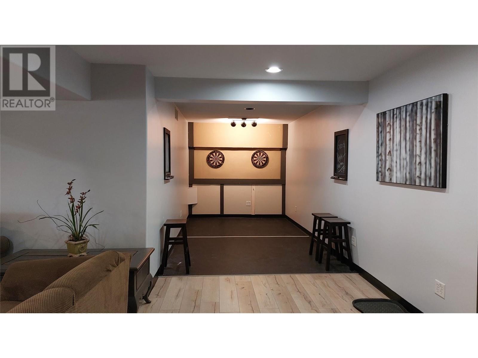 33 7001 Barcelona Drive, Kelowna