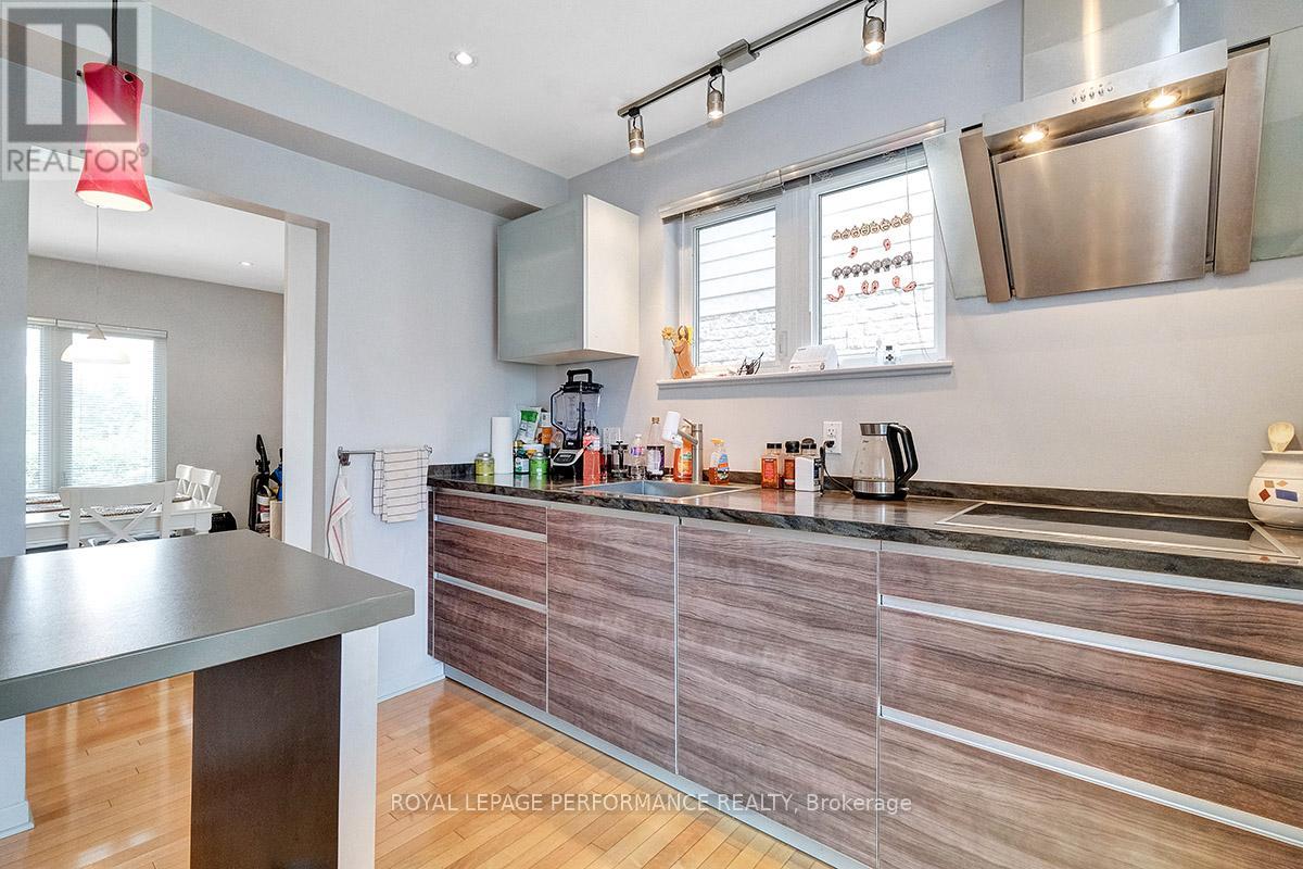 Photo 14 of 529 Echo Drive, Ottawa ON