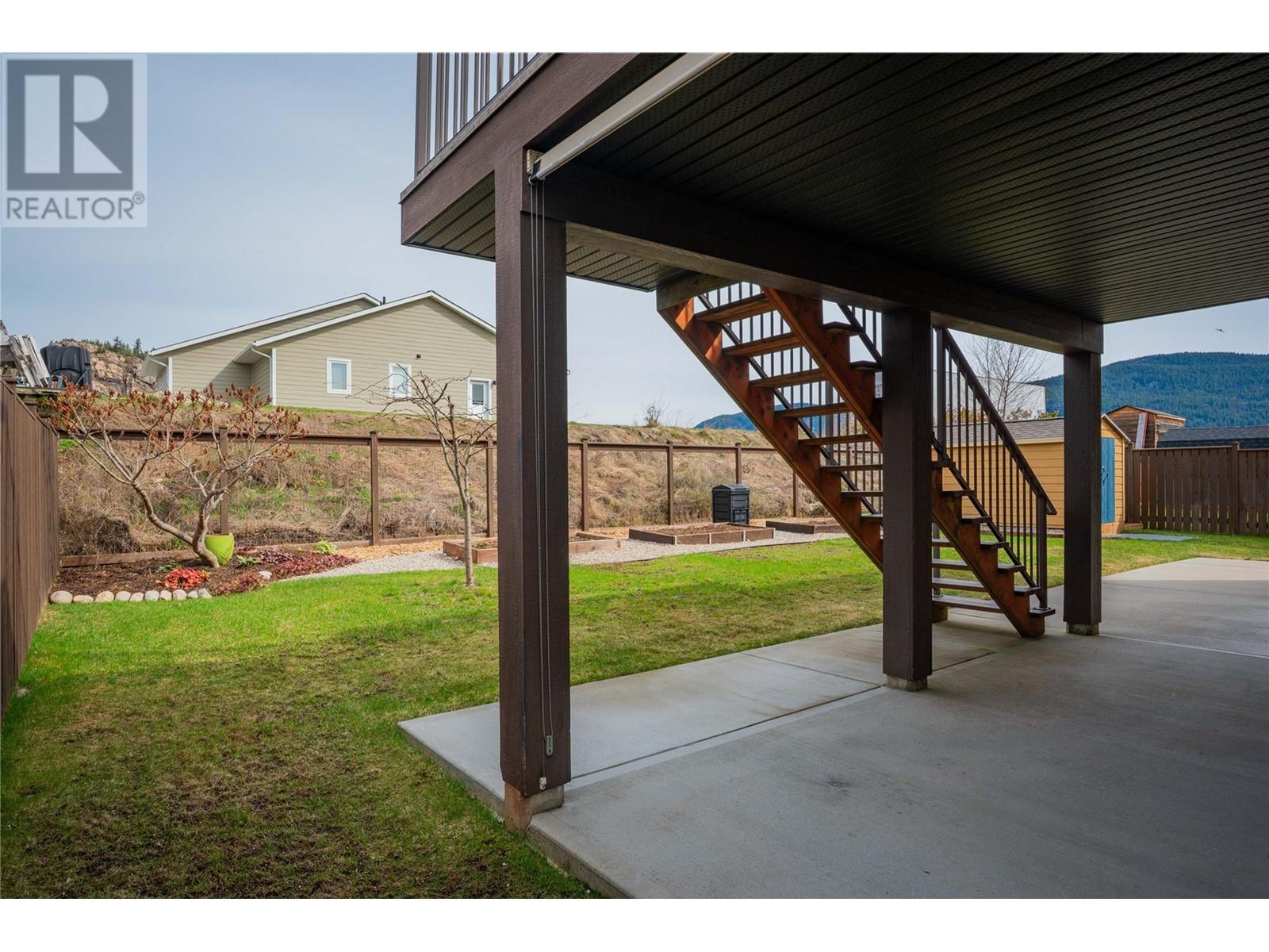 1509 Rosewood Lane, Castlegar