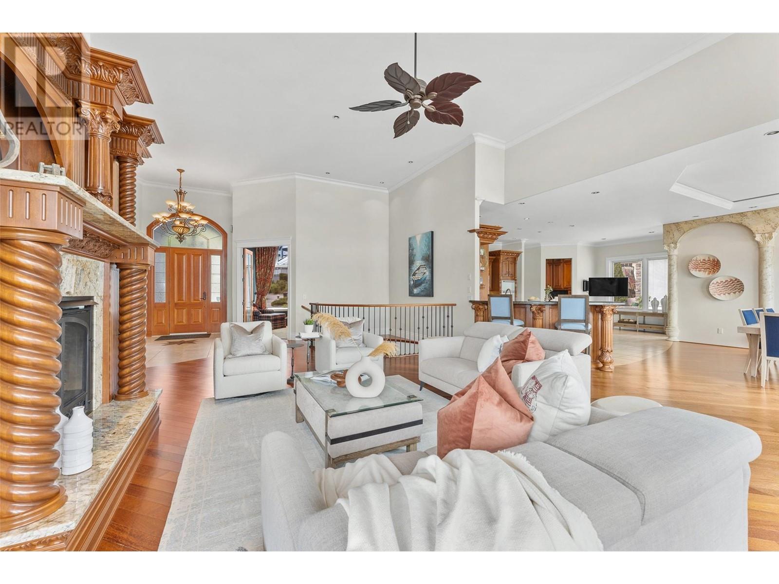  2543 Lucinde Road, West Kelowna