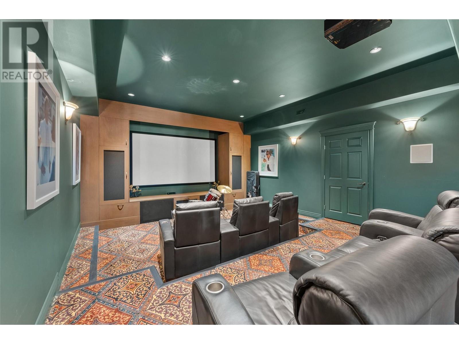  2543 Lucinde Road, West Kelowna