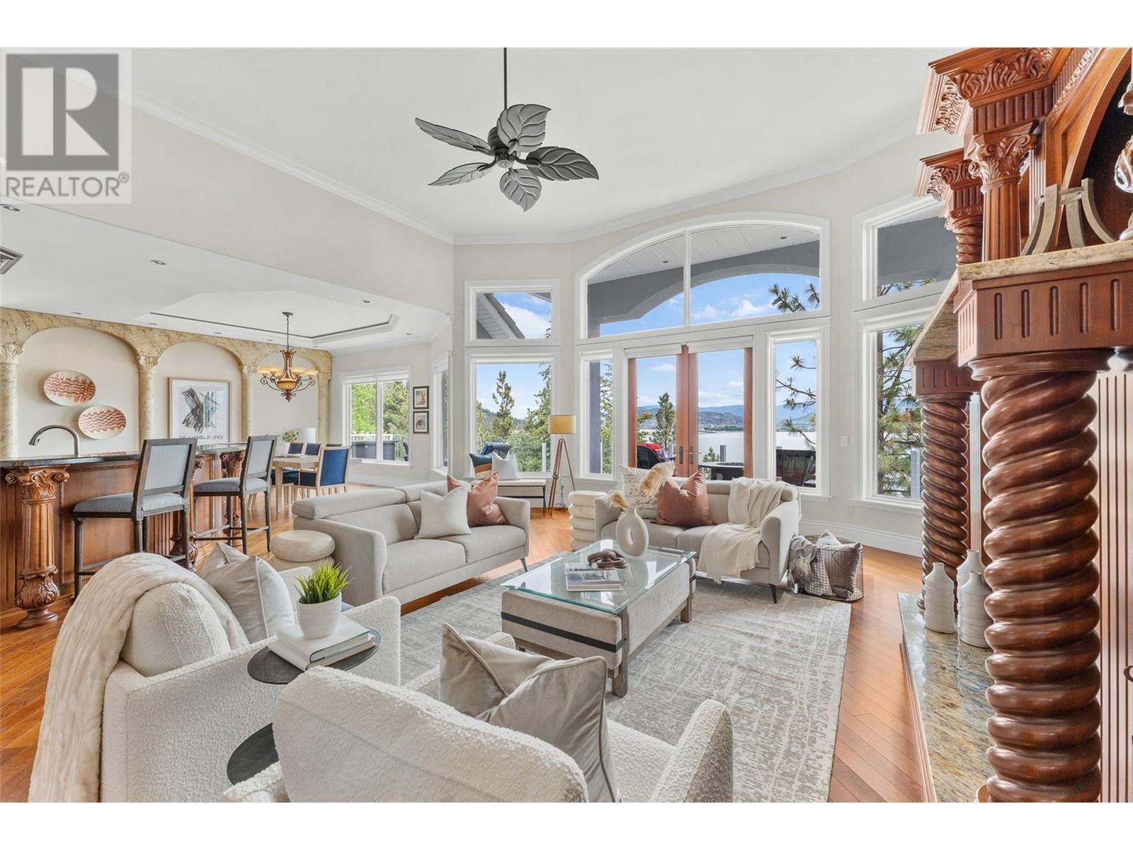  2543 Lucinde Road, West Kelowna