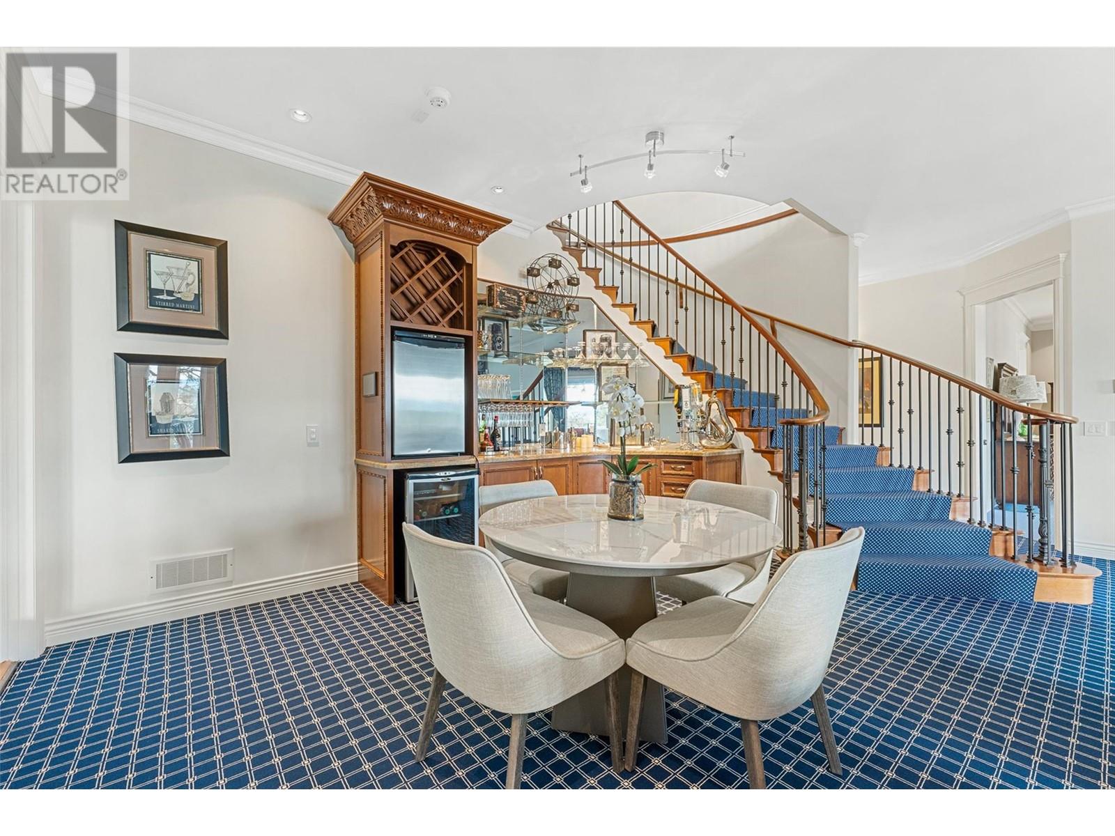  2543 Lucinde Road, West Kelowna