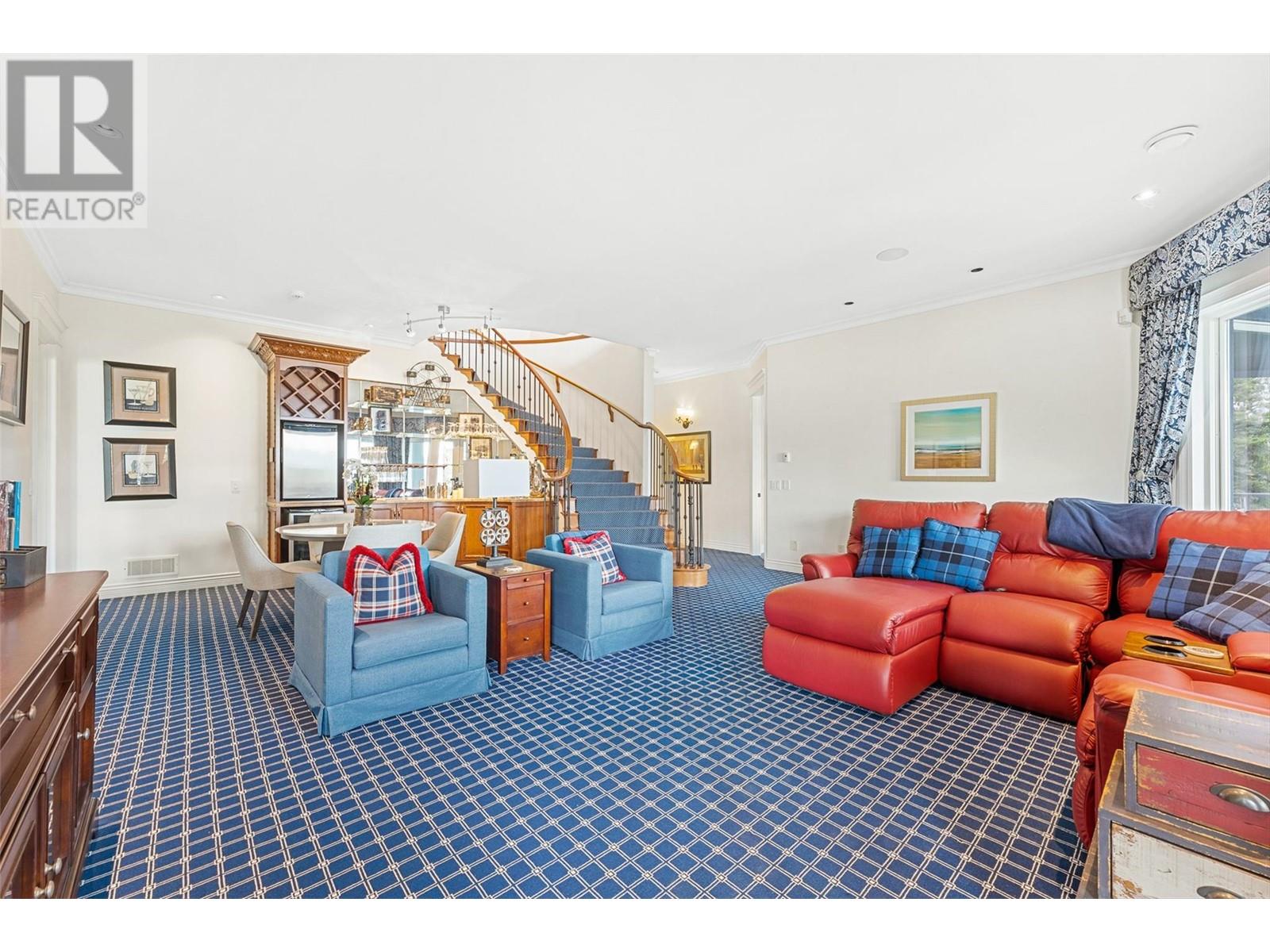  2543 Lucinde Road, West Kelowna