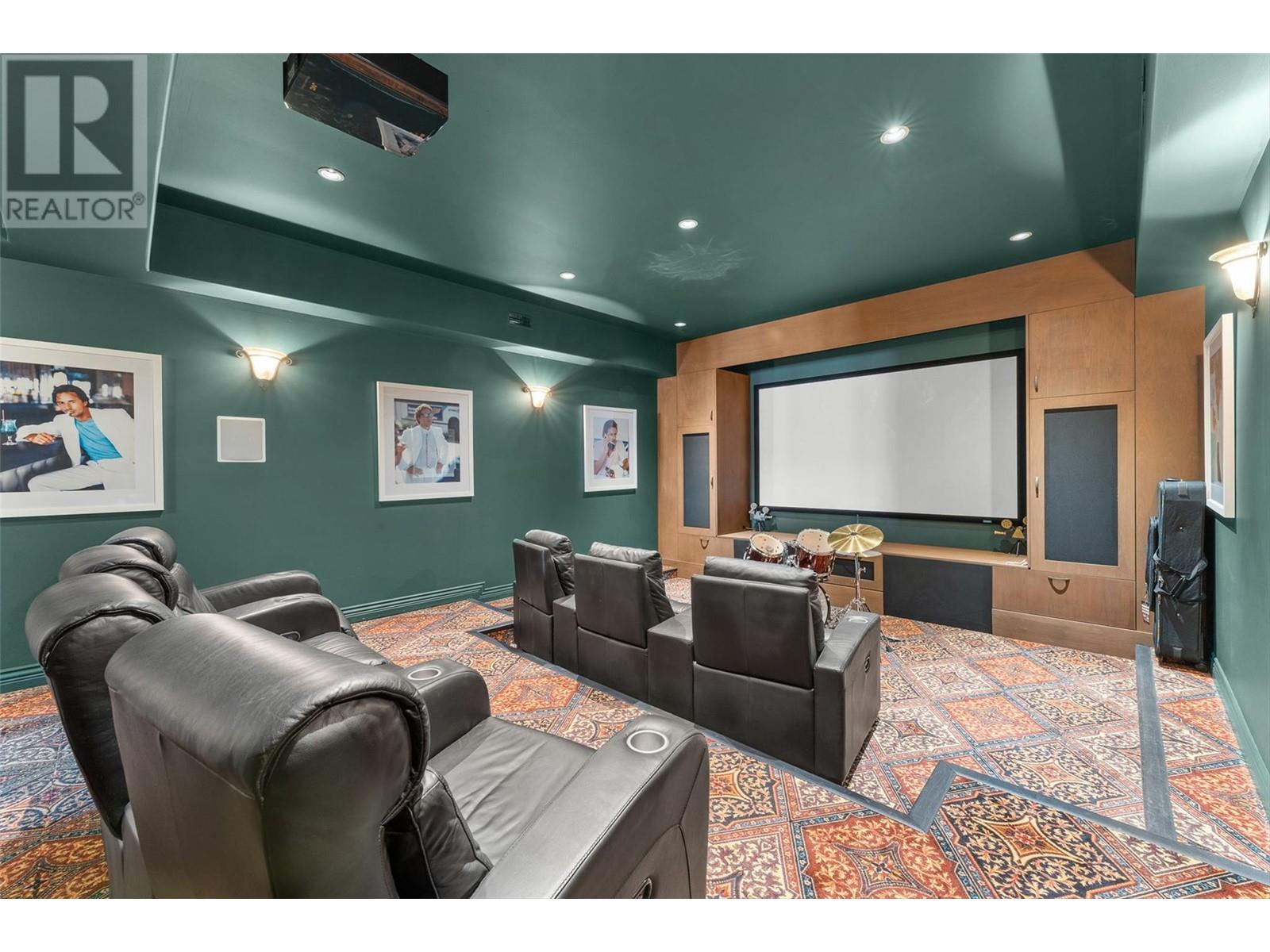  2543 Lucinde Road, West Kelowna