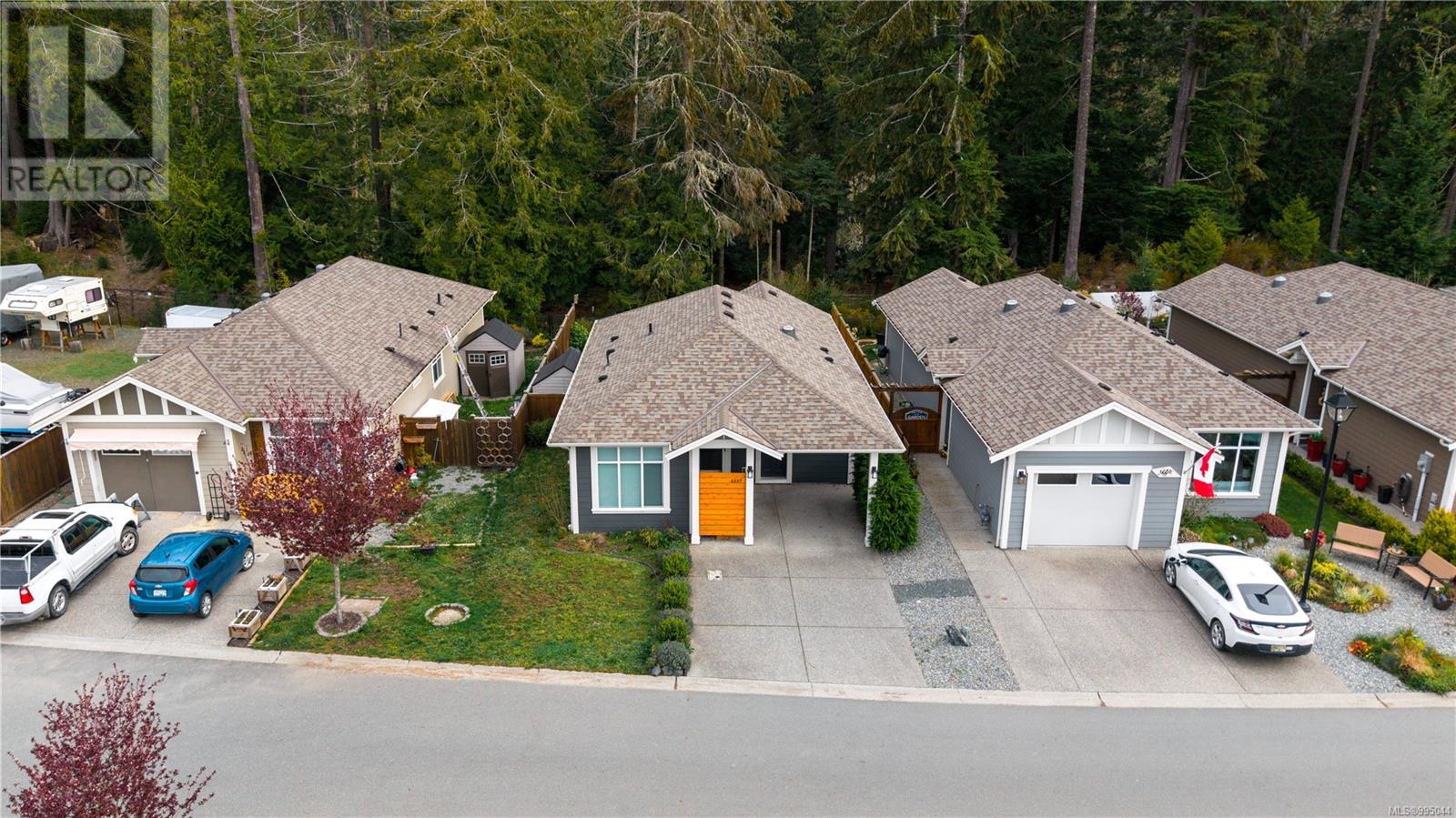 2227 Forest Grove, Sooke