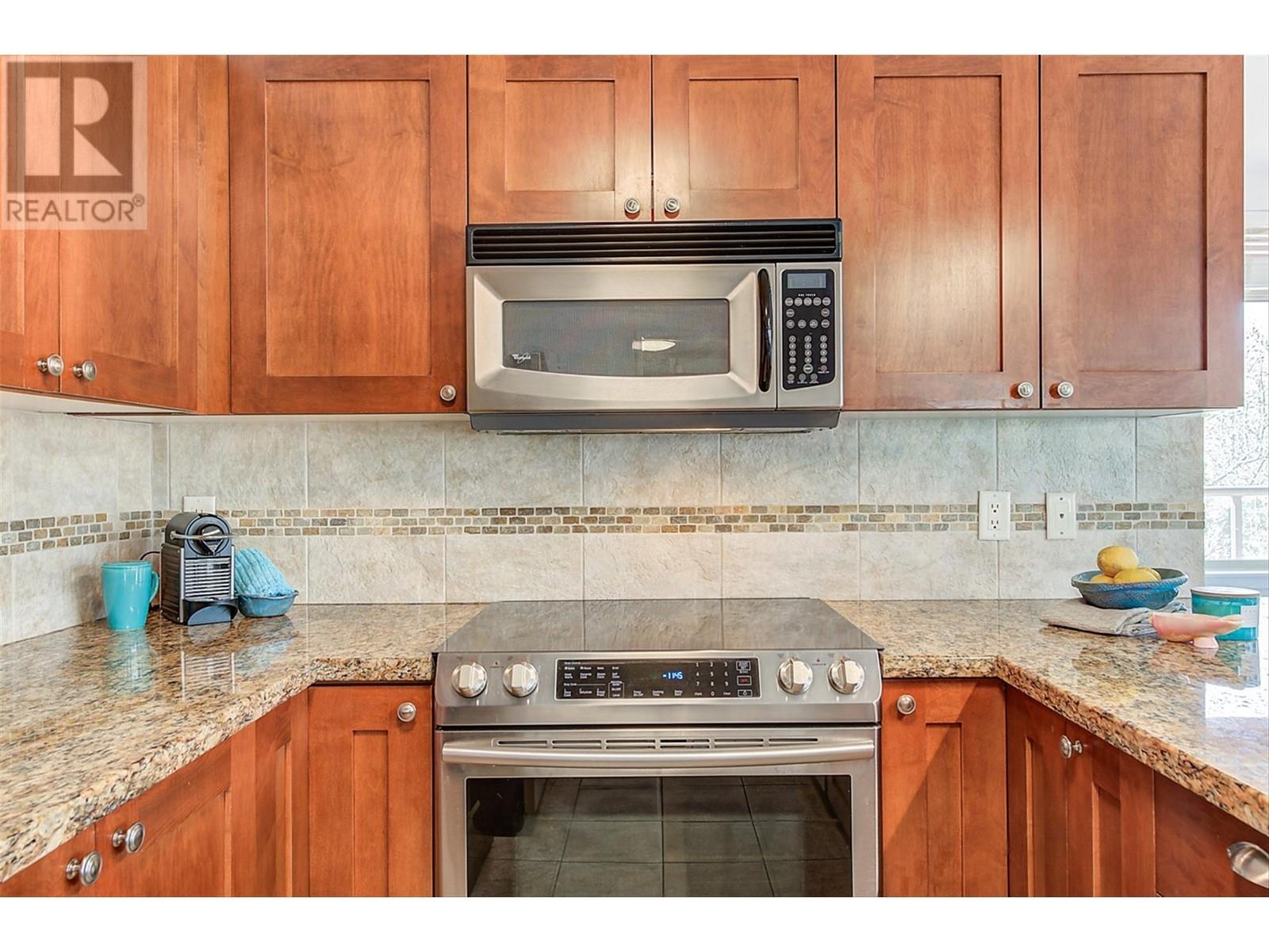 #238 4205 GELLATLY ROAD - Image 27