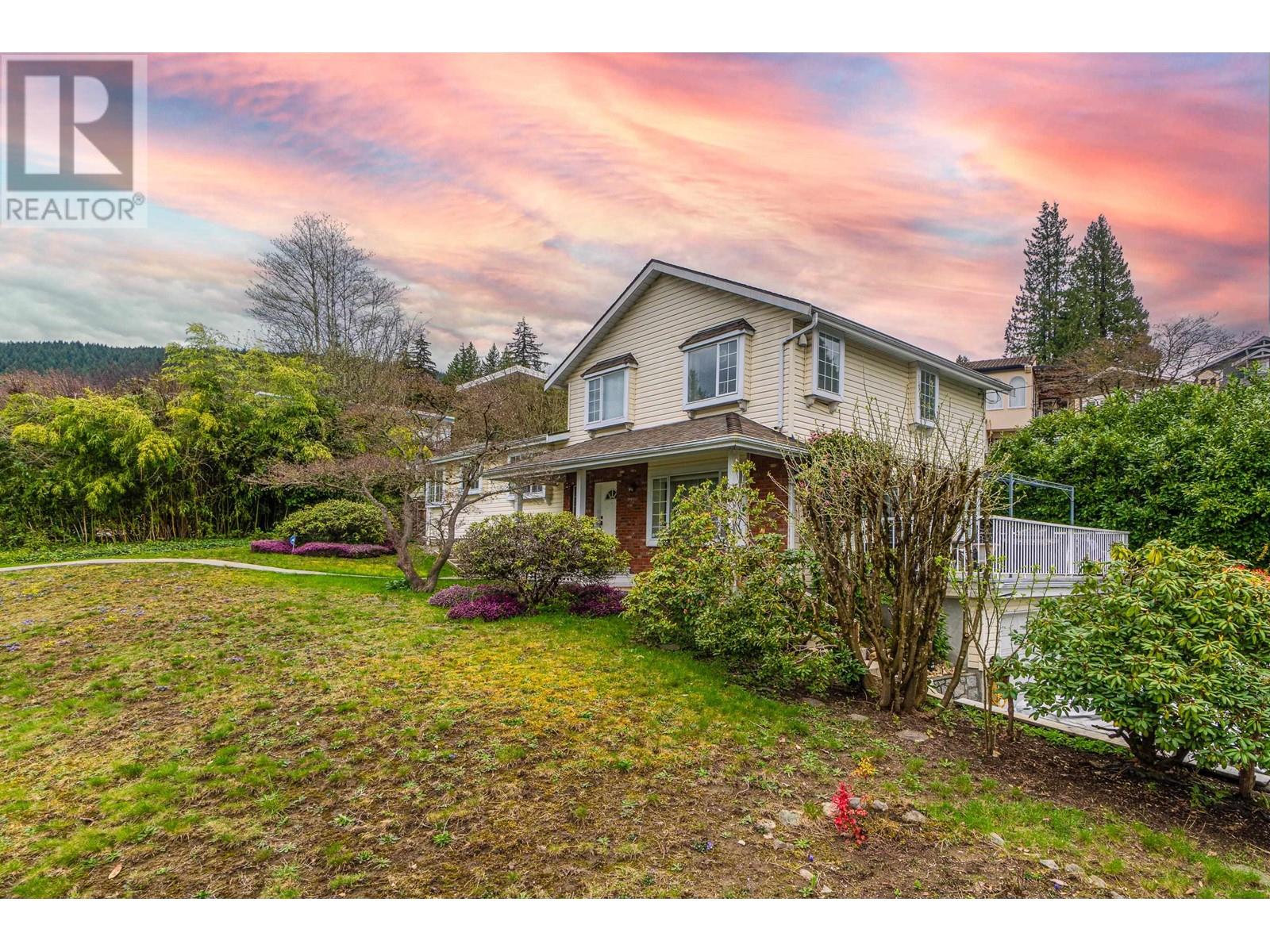 Photo 16 of 100 E Kensington Road, North Vancouver BC