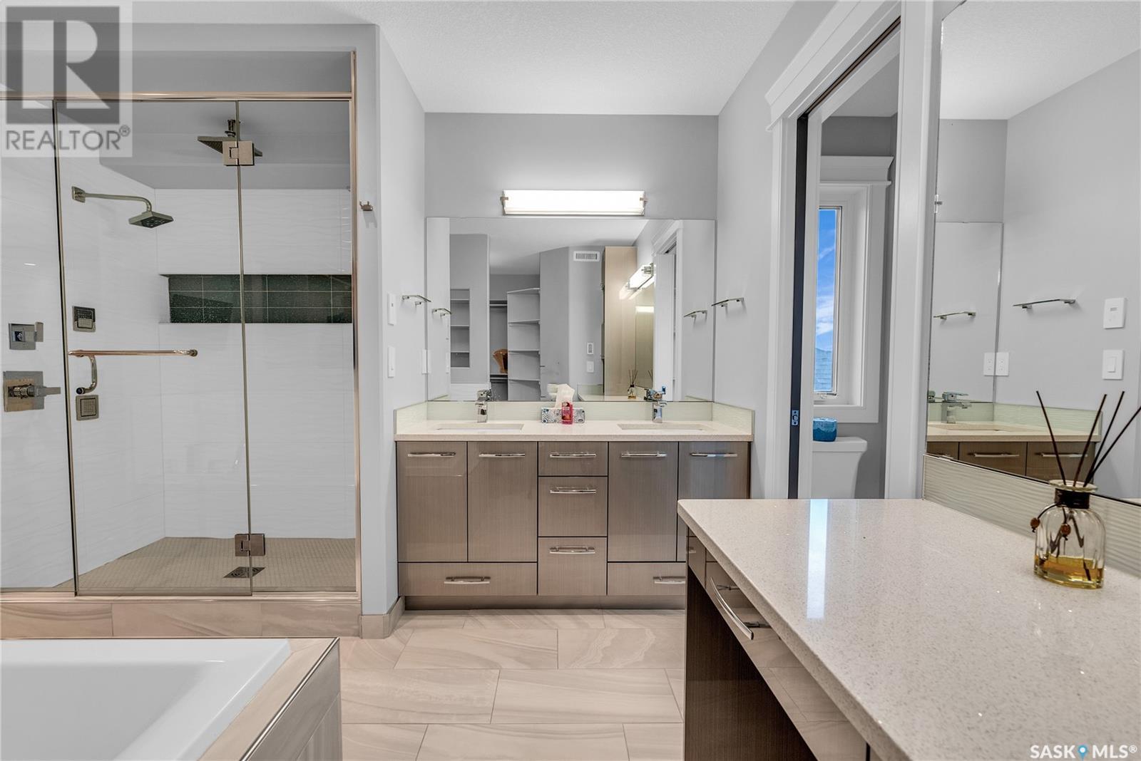Single Family House 2 Level for Sale in  Atton LANE Saskatoon 