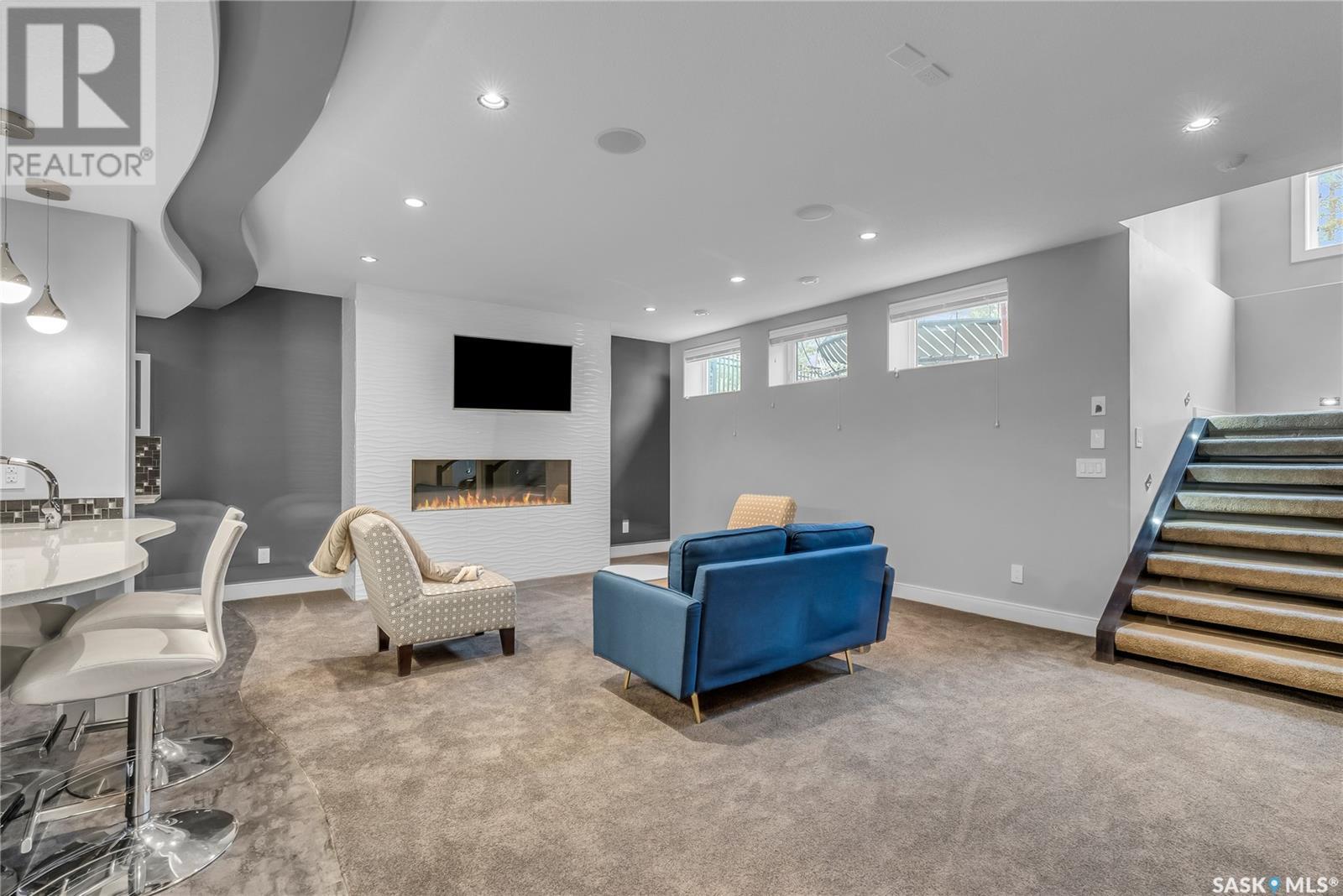 Single Family House 2 Level for Sale in  Atton LANE Saskatoon 