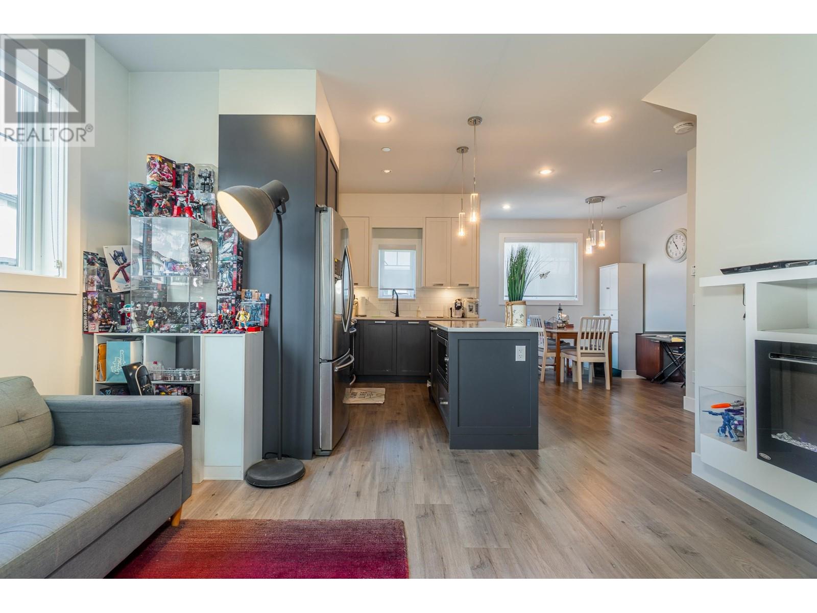 Photo 7 of 46 188 Wood Street, New Westminster BC