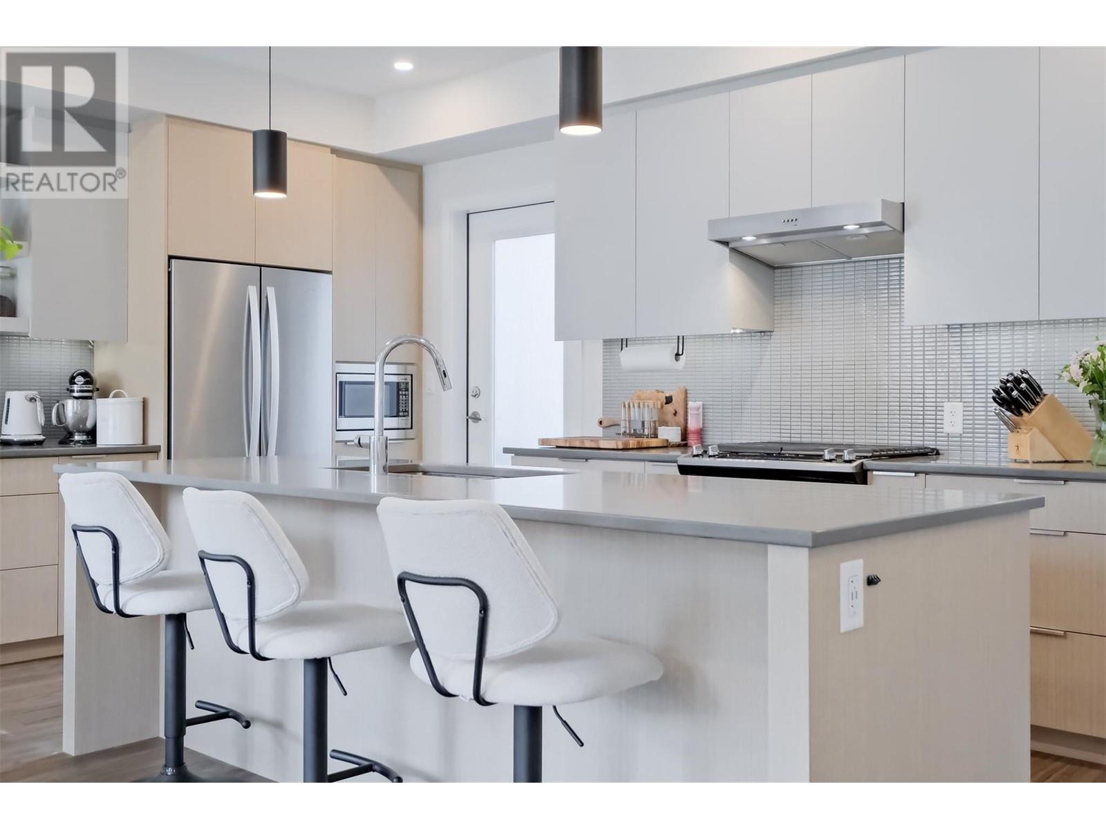 #4 3719 WOODSDALE ROAD - Image 7