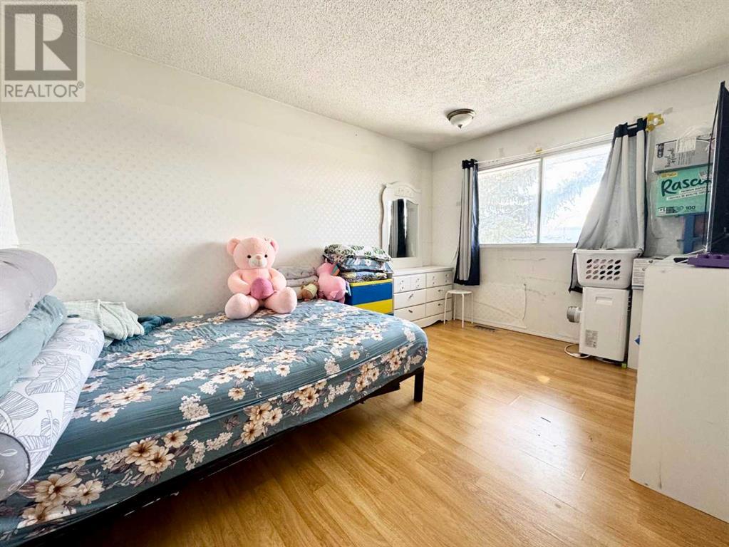 Single Family House for Sale in  Marlborough Way NE Marlborough Calgary 