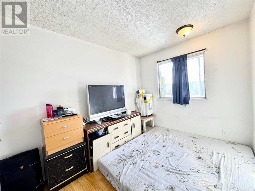 Single Family House for Sale in  Marlborough Way NE Marlborough Calgary 