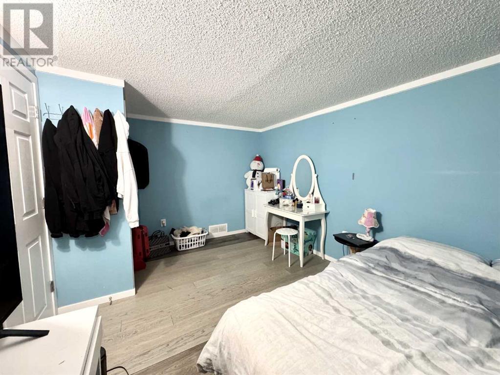 Single Family House for Sale in  Marlborough Way NE Marlborough Calgary 