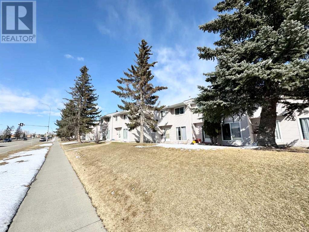 Single Family House for Sale in  Marlborough Way NE Marlborough Calgary 