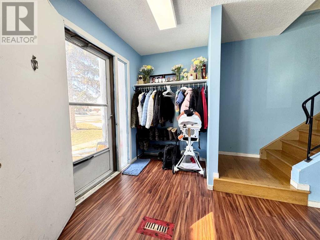 Single Family House for Sale in  Marlborough Way NE Marlborough Calgary 