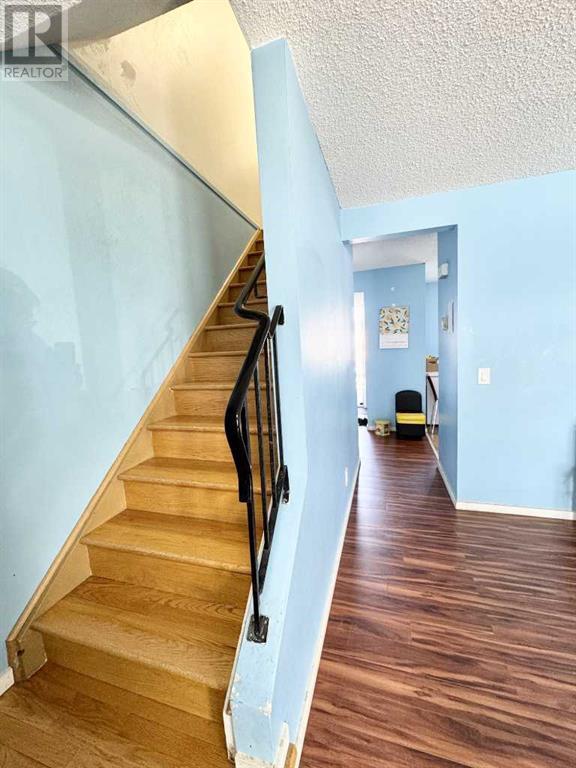 Single Family House for Sale in  Marlborough Way NE Marlborough Calgary 