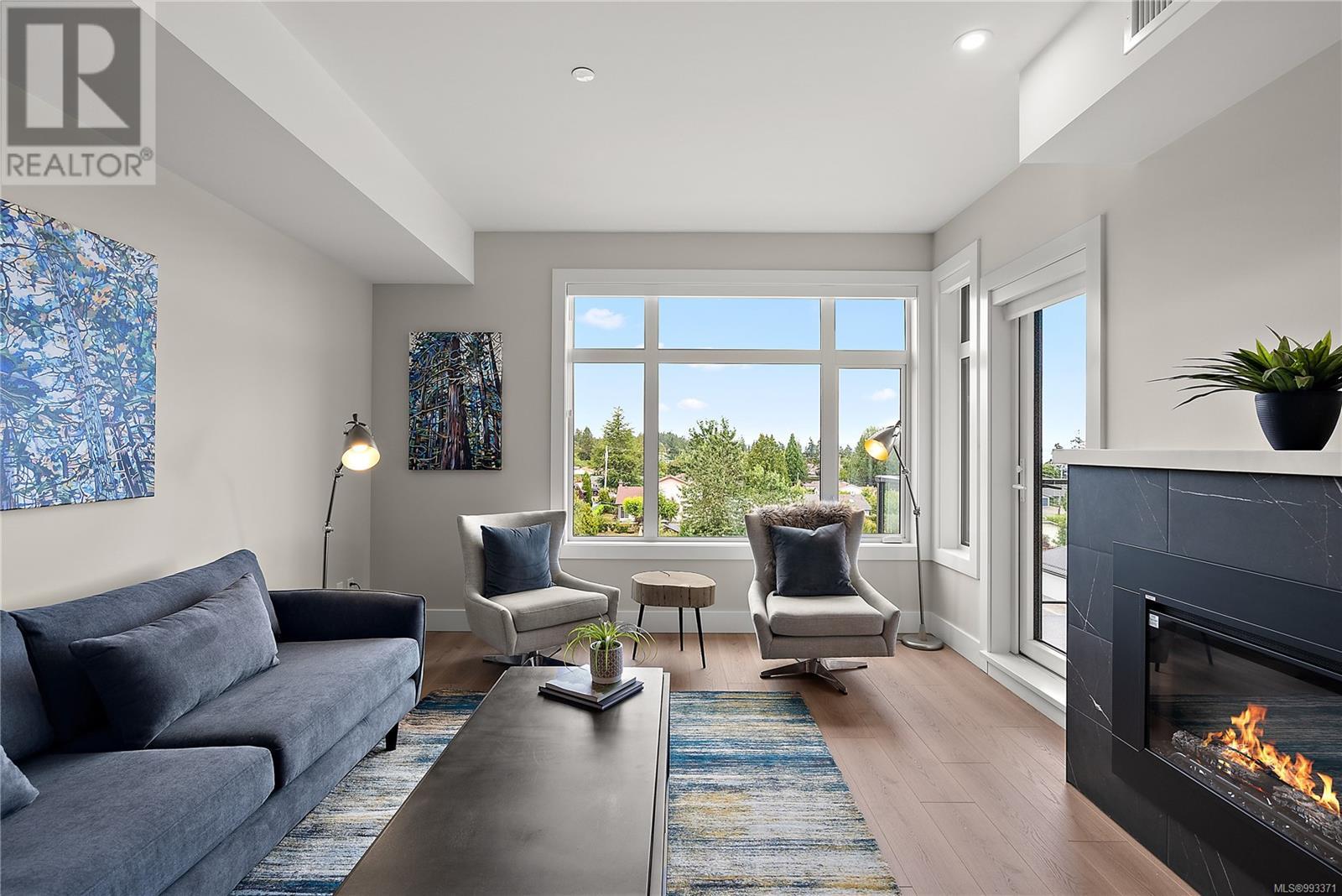Photo 5 of 206 2520 Hackett Cres, Central Saanich BC