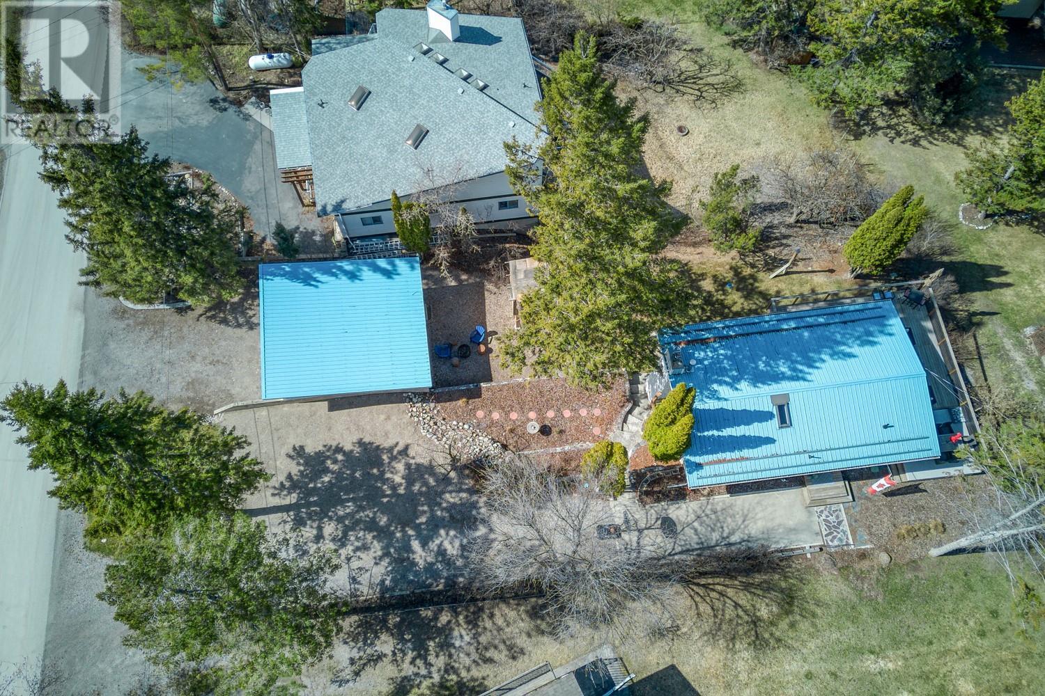 4683 Kootenay Street, Windermere