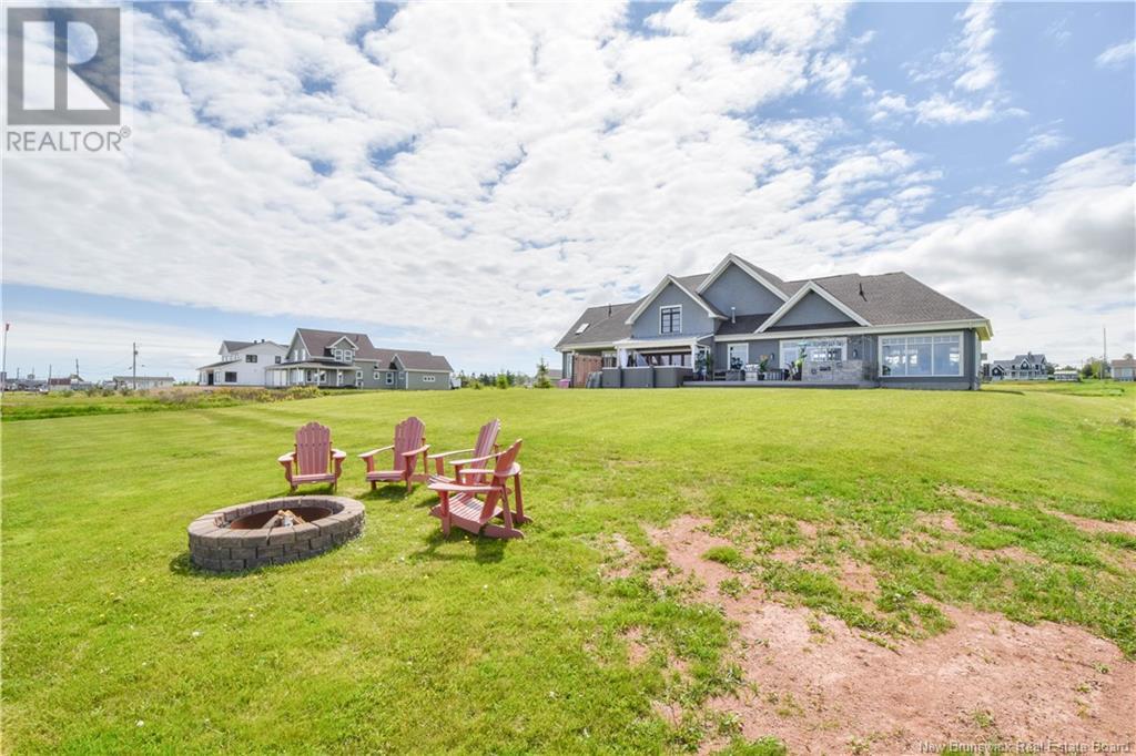 Photo 38 of 307 Rue De Lile Street, Caraquet NB