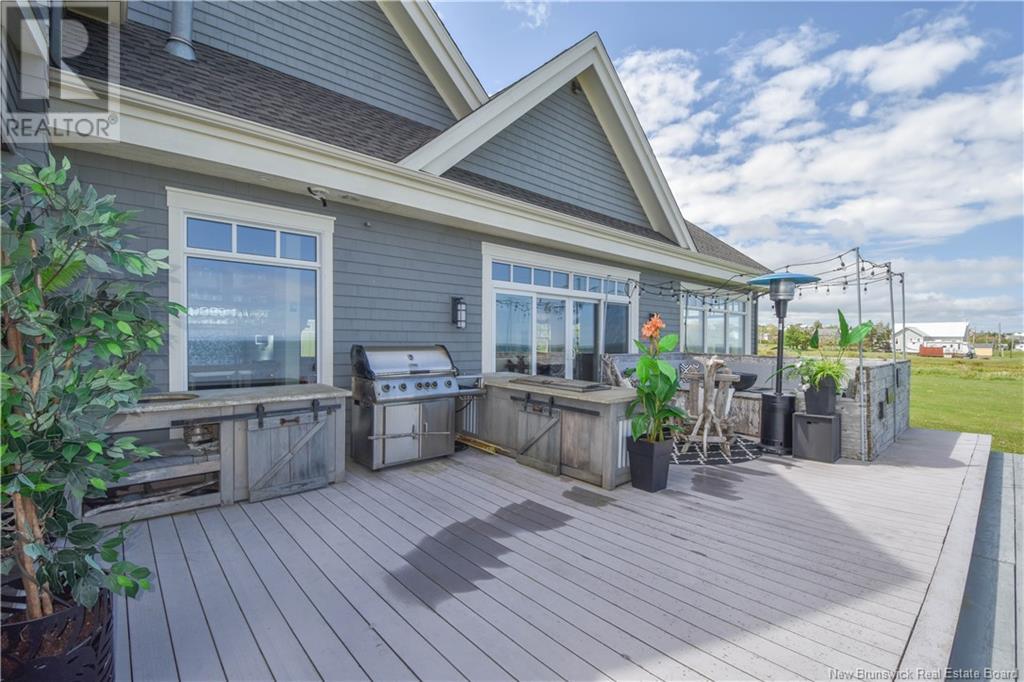 Photo 39 of 307 Rue De Lile Street, Caraquet NB