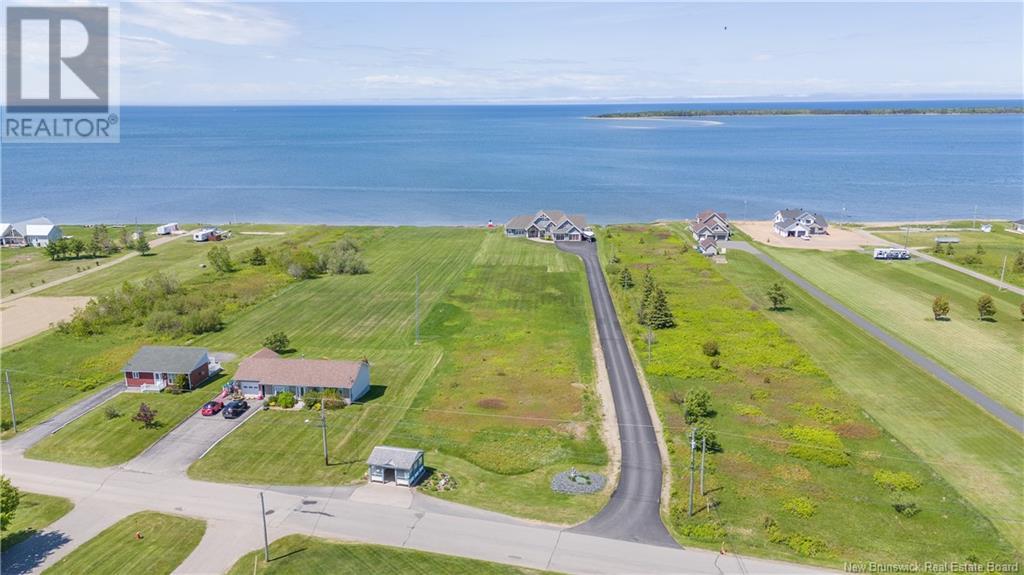 Photo 49 of 307 Rue De Lile Street, Caraquet NB