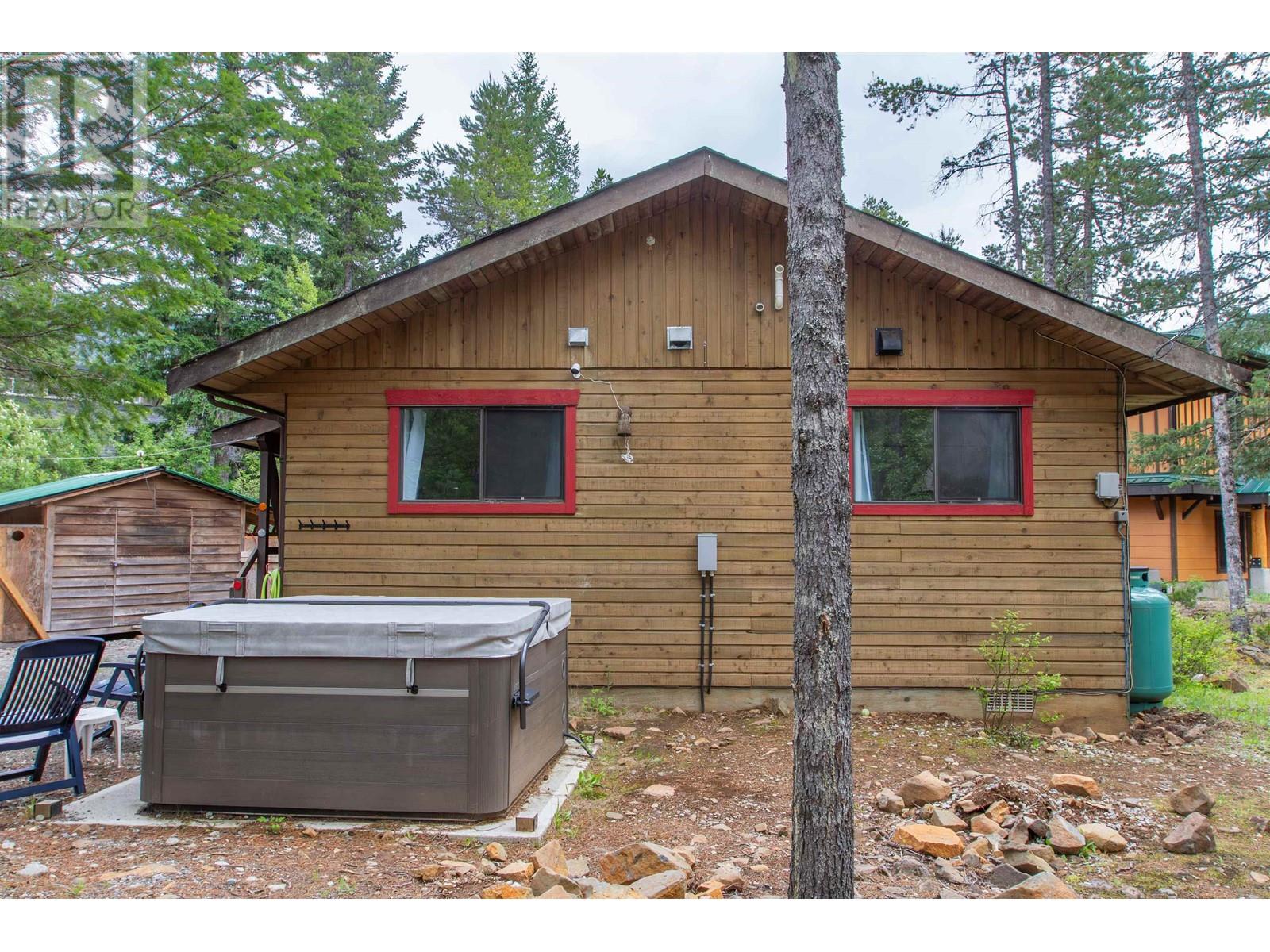 49 PINE LOOP, Whistler