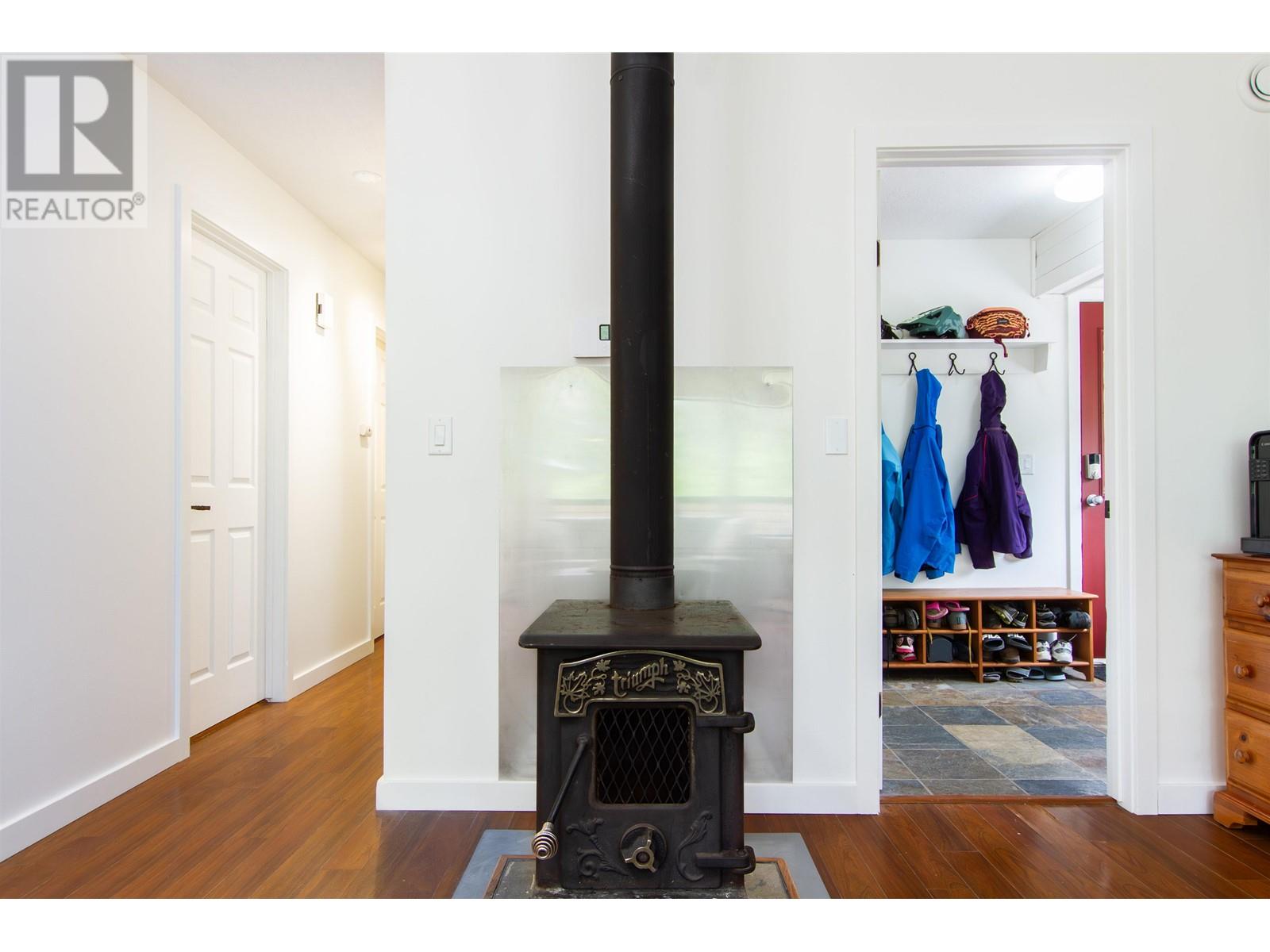 49 PINE LOOP, Whistler