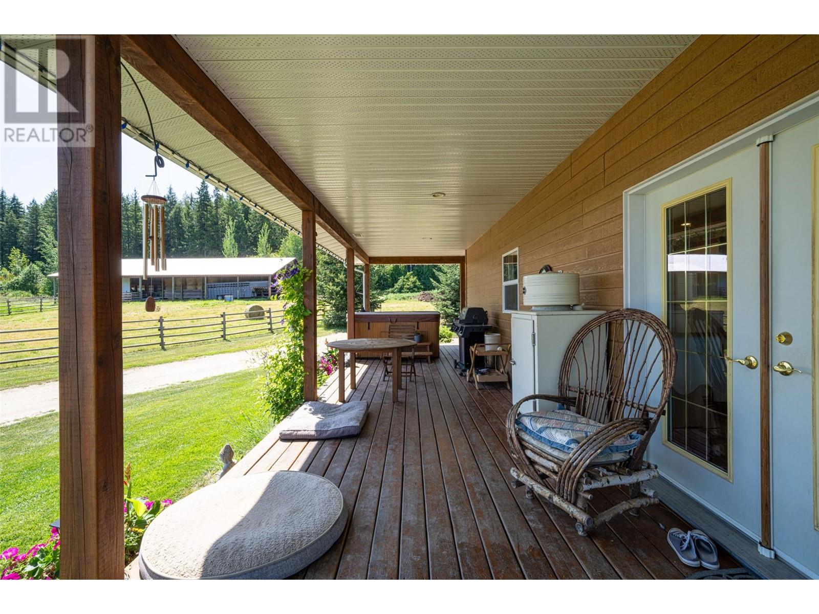  2990 50 Street Northwest, Salmon Arm