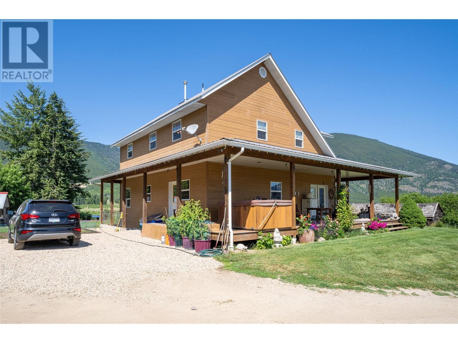  2990 50 Street Northwest, Salmon Arm