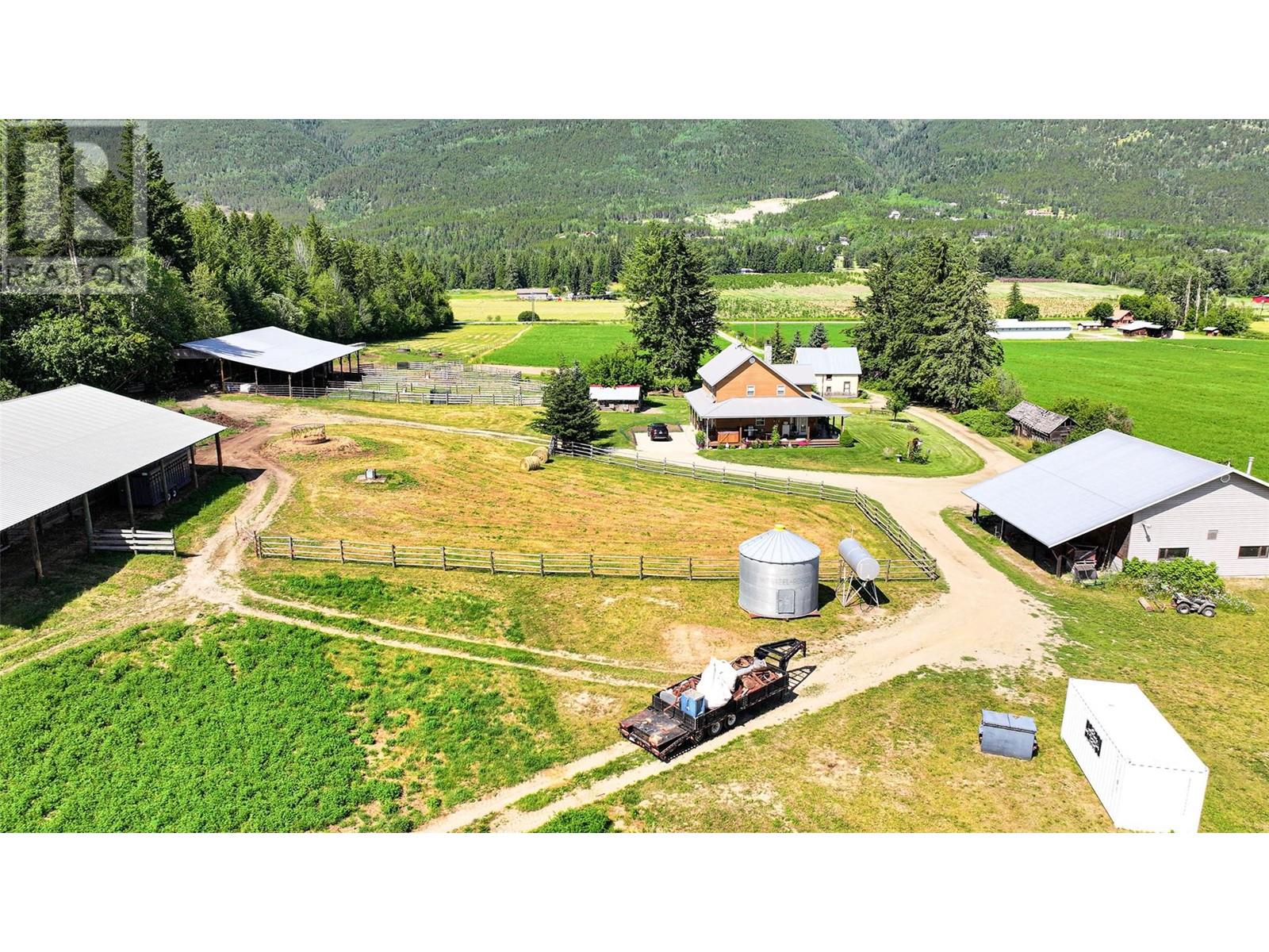  2990 50 Street Northwest, Salmon Arm