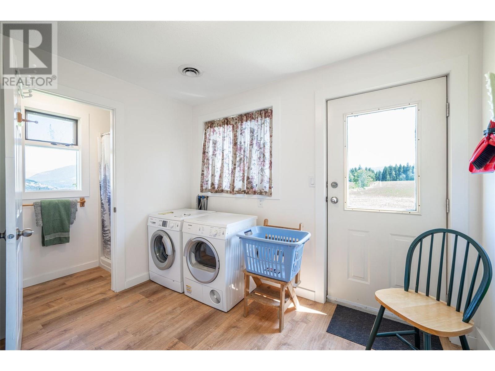  2990 50 Street Northwest, Salmon Arm