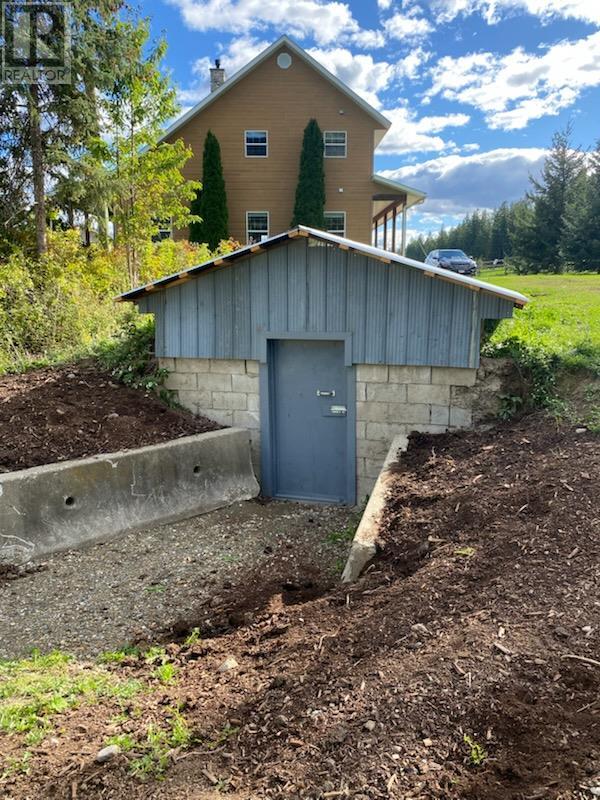  2990 50 Street Northwest, Salmon Arm