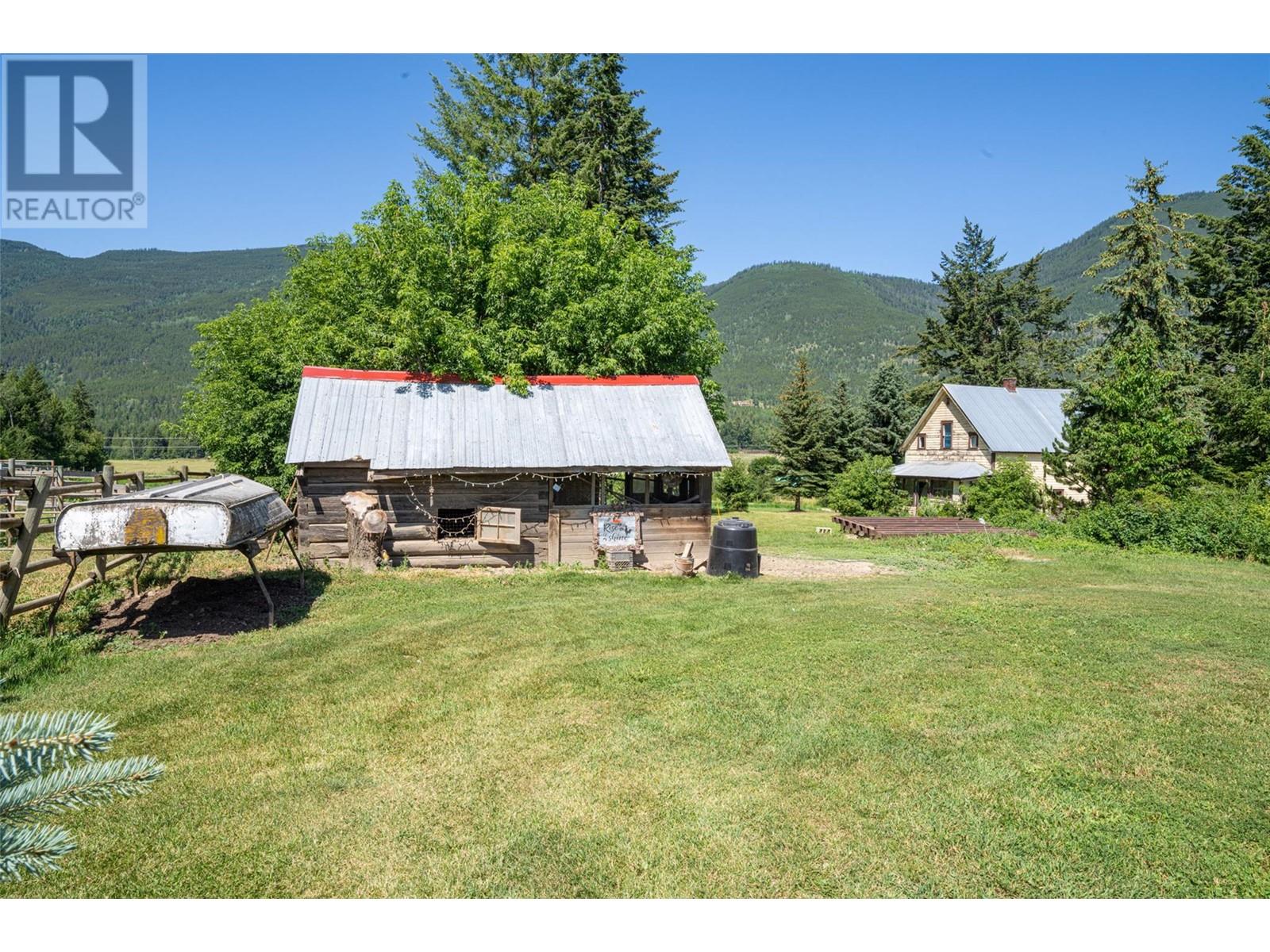  2990 50 Street Northwest, Salmon Arm