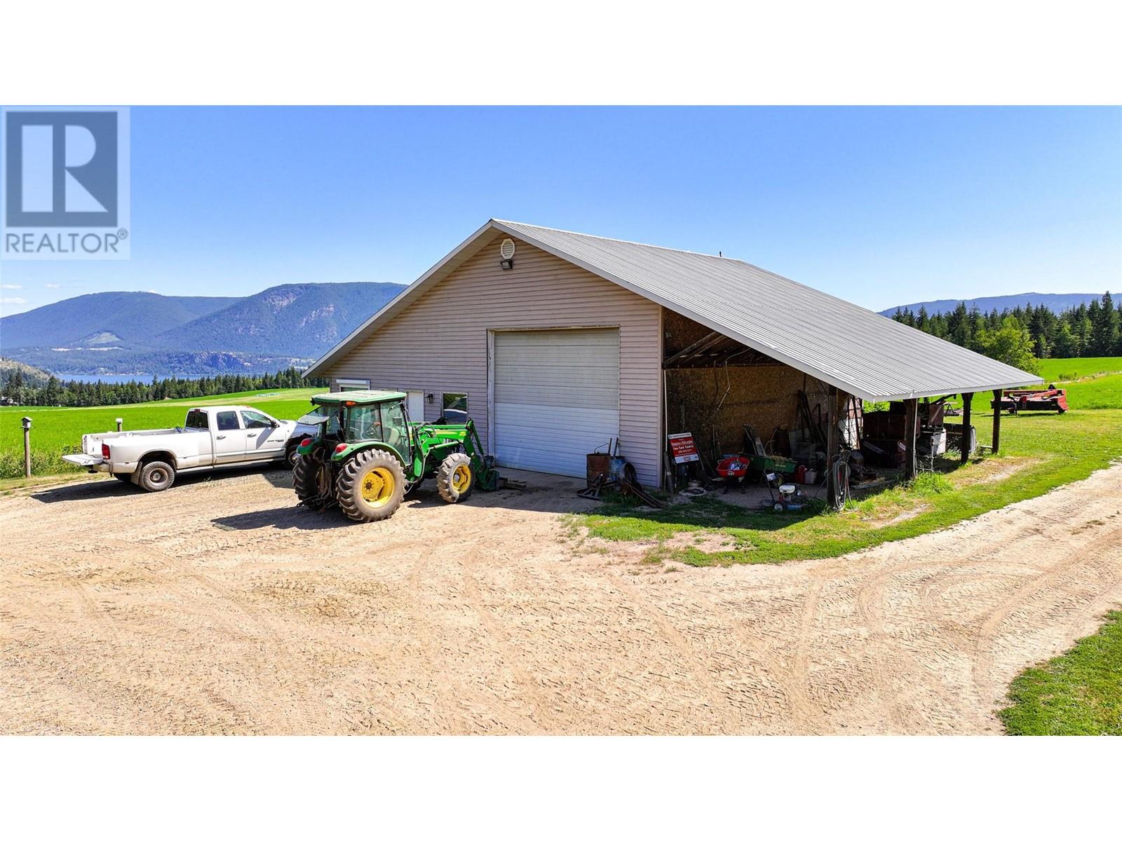  2990 50 Street Northwest, Salmon Arm