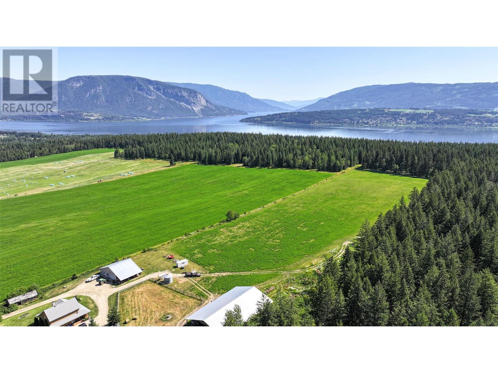  2990 50 Street Northwest, Salmon Arm