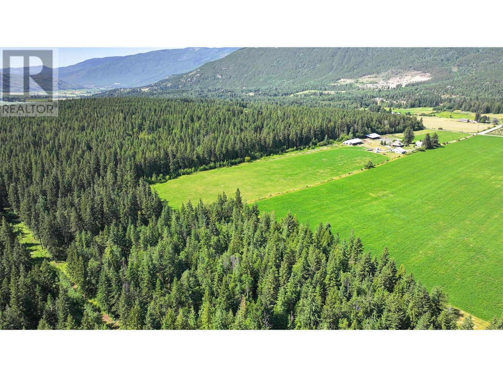  2990 50 Street Northwest, Salmon Arm
